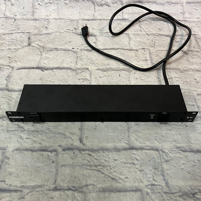 Furman M-8X2 Power Conditioner