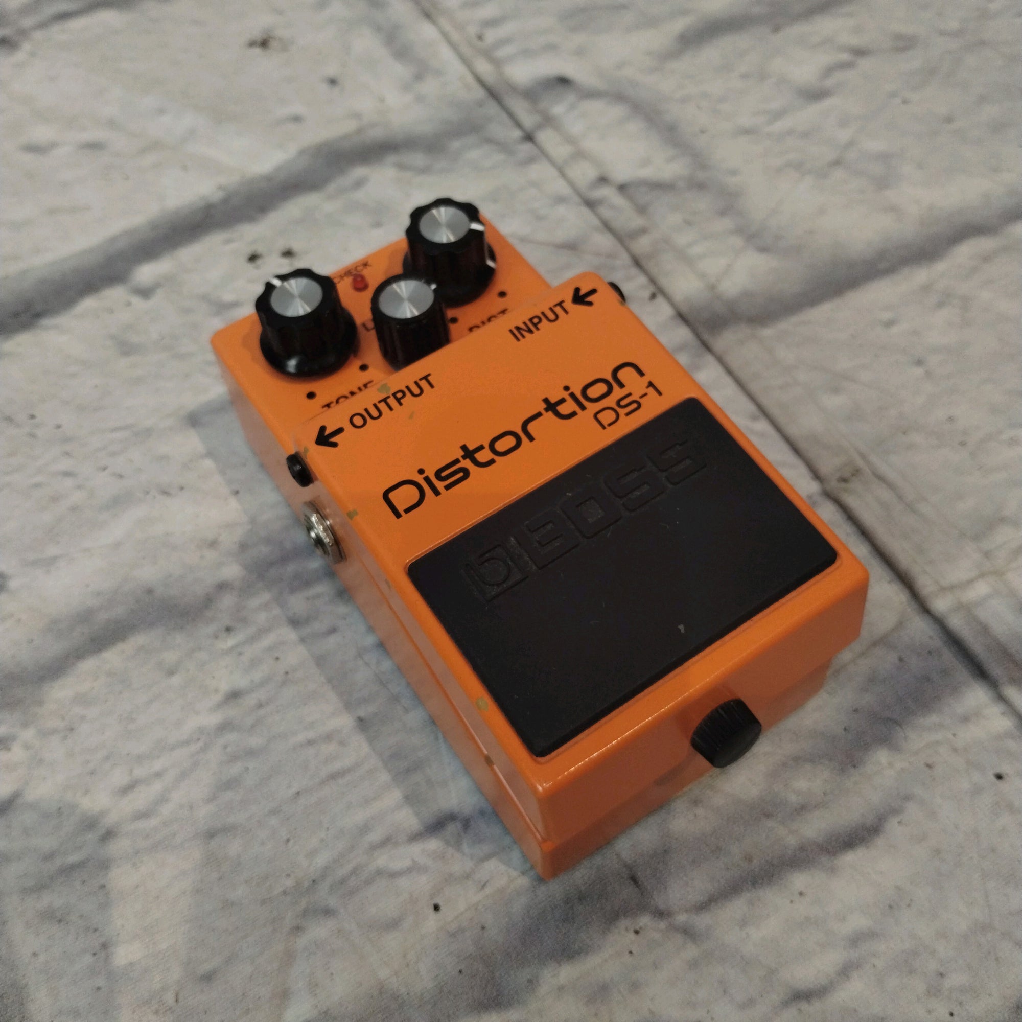 Boss DS-1 Distortion Pedal
