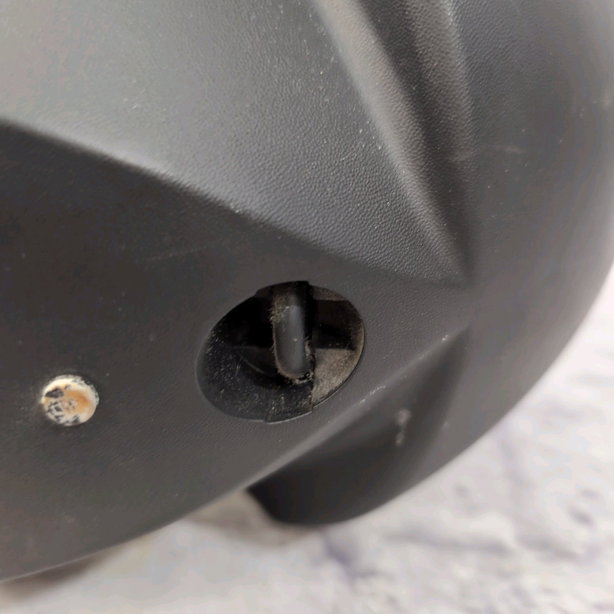 Electro-Voice EV EVID 6.2T Surface Mount Twin 6" Speaker