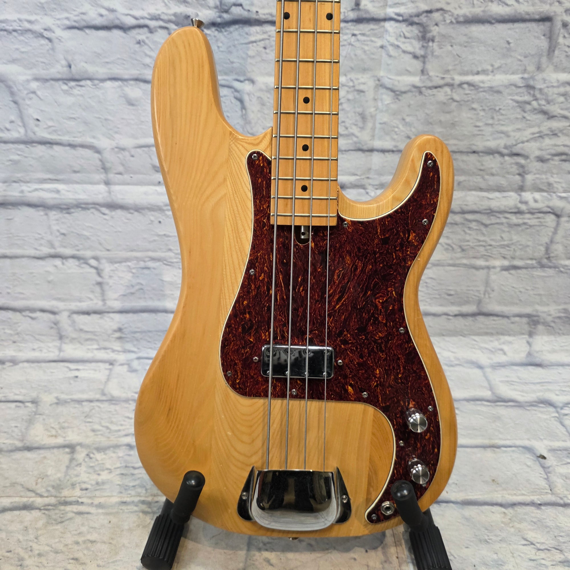 Lotus 1960s P-Bass  With Case