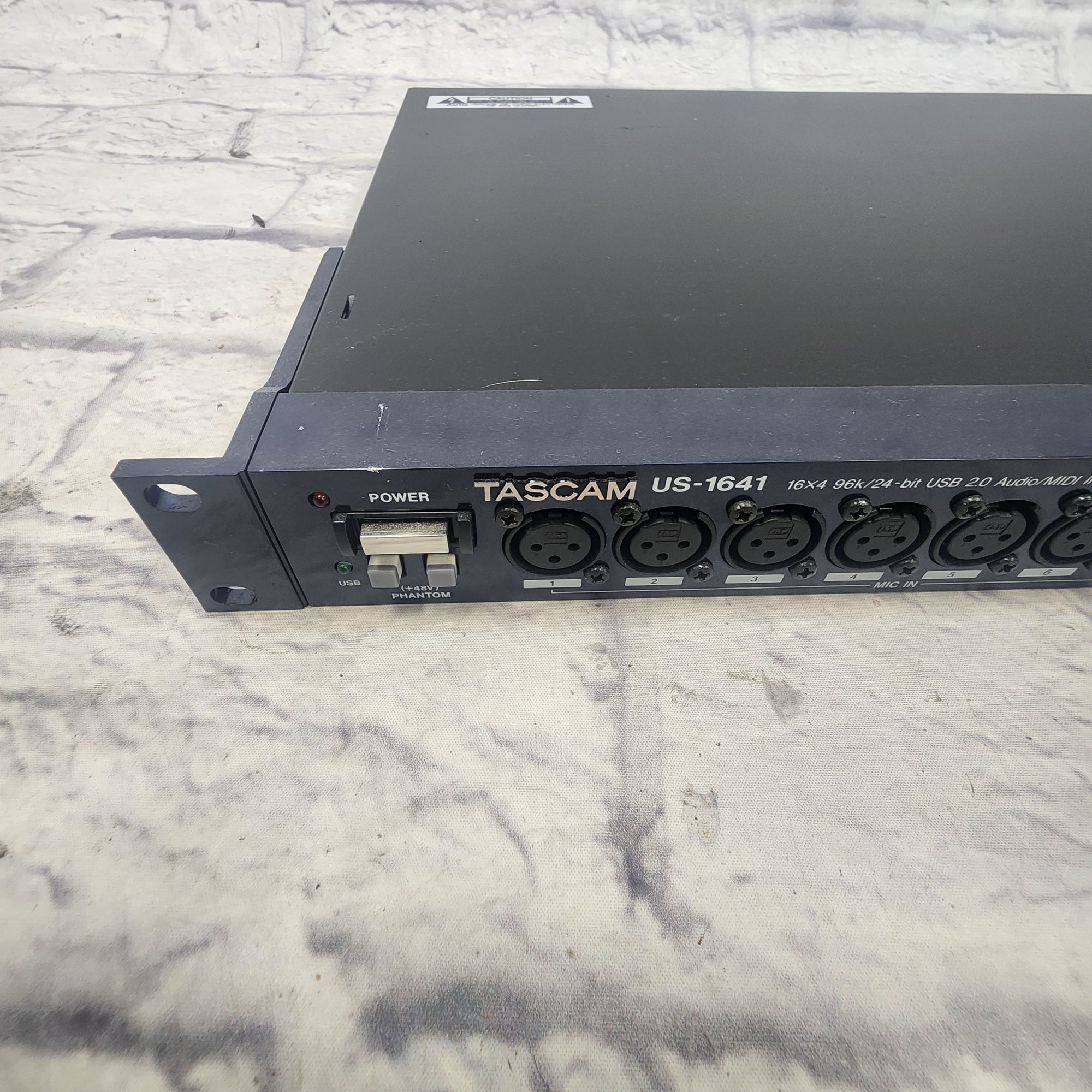 Tascam US1641 Rack Interface