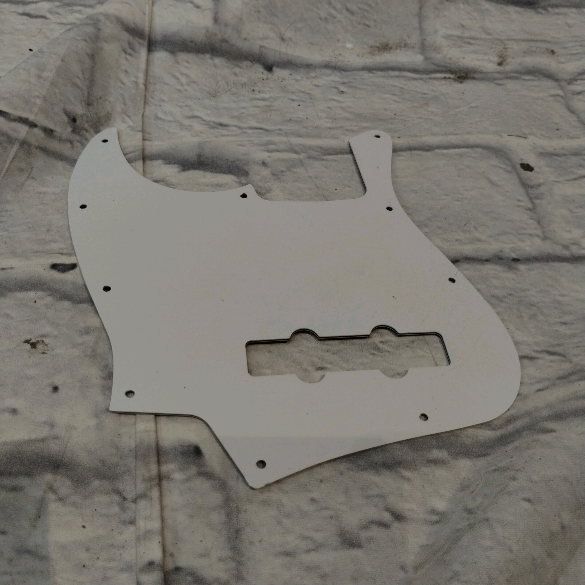 Unknown Tort Jazz Bass Pickguard