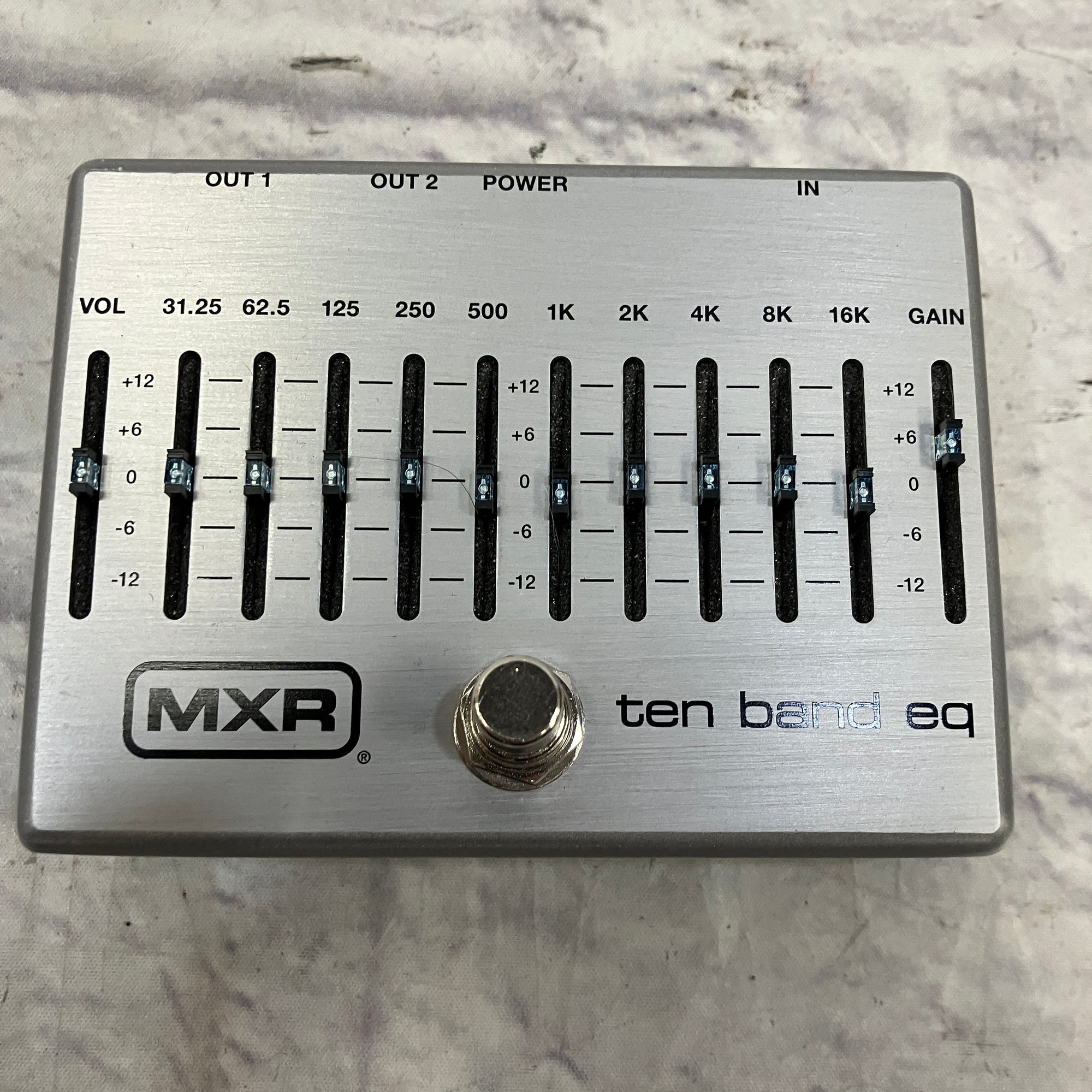 MXR 10 Band EQ Pedal with Power Supply