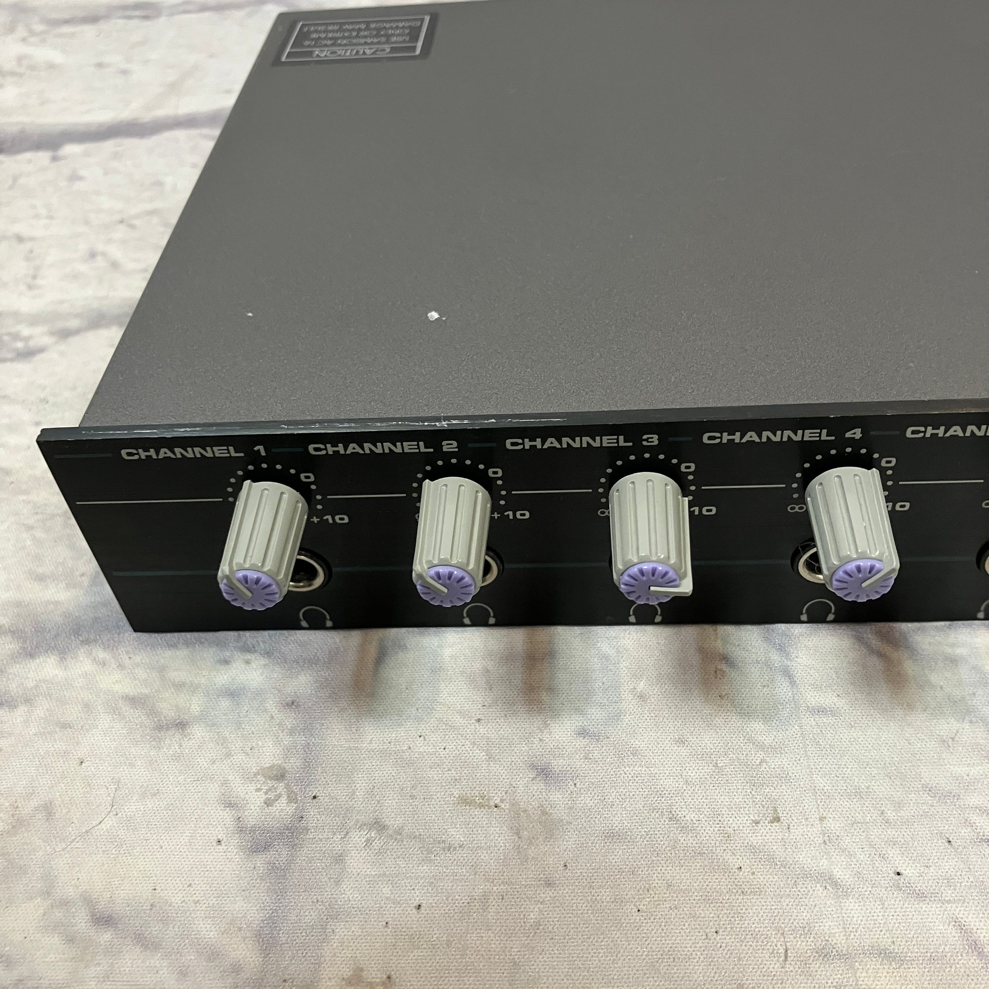 Samson Q5 Headphone Amp