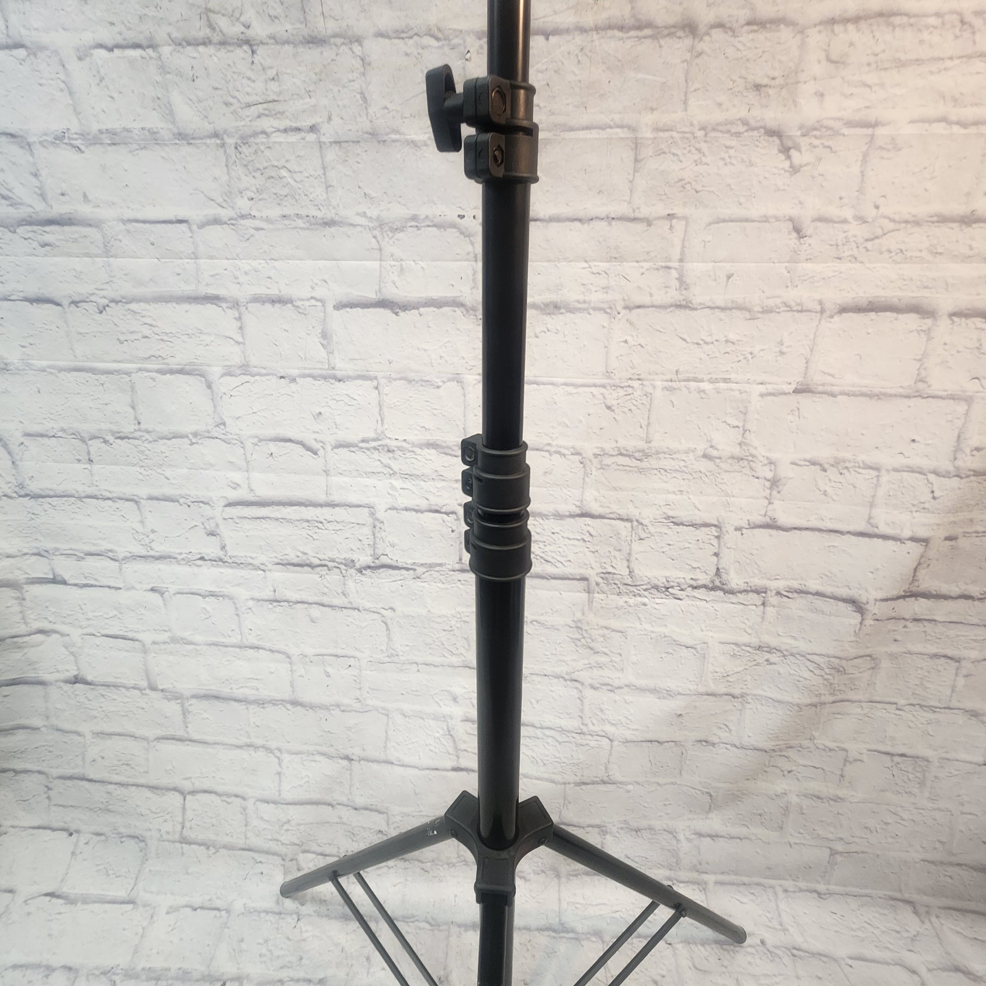 PBL 8 Foot PhotoBright Light Stand DJ Accessories