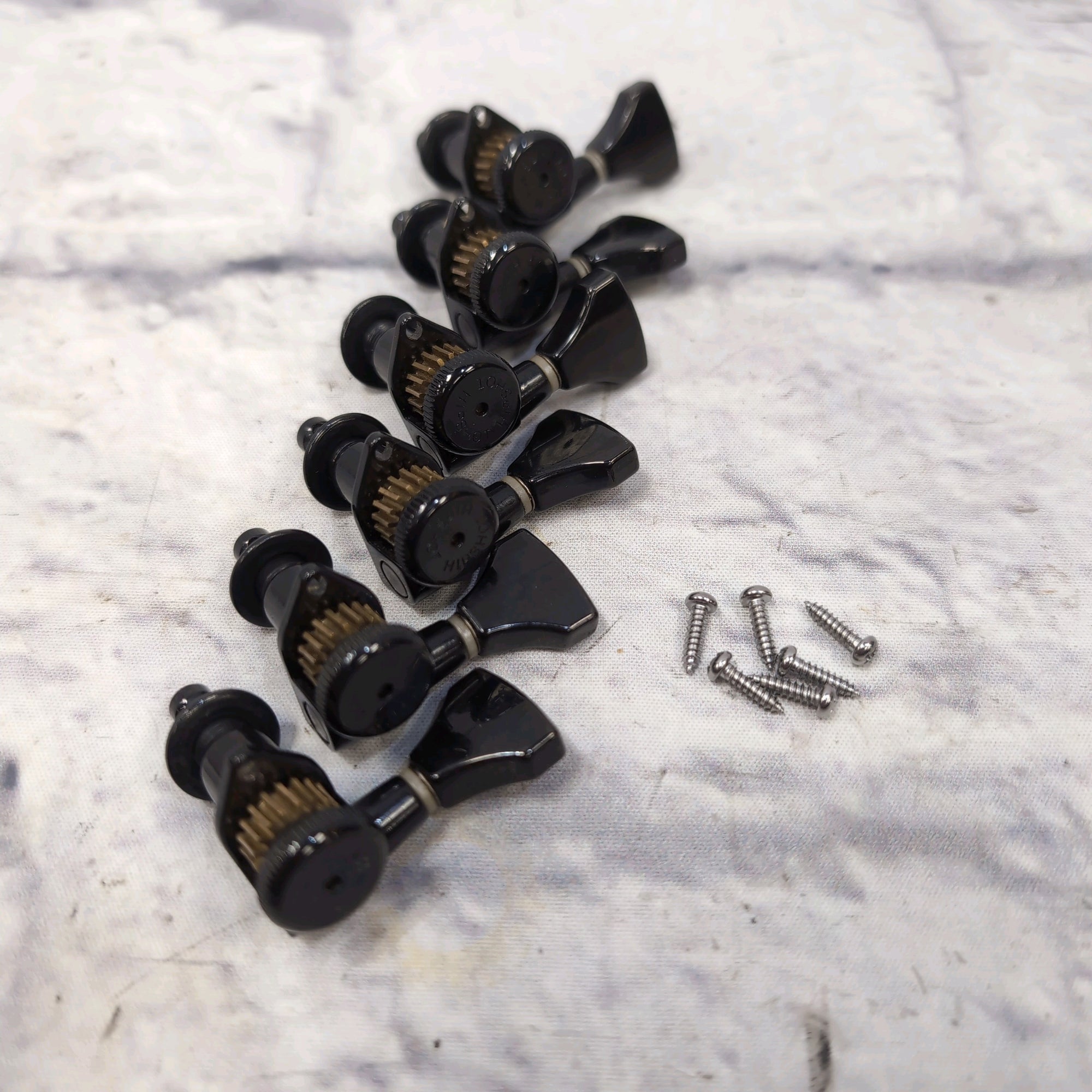 Hipshot Open Gear Locking Tuners (Black)