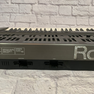 Roland JD-800 Digital Synthesizer