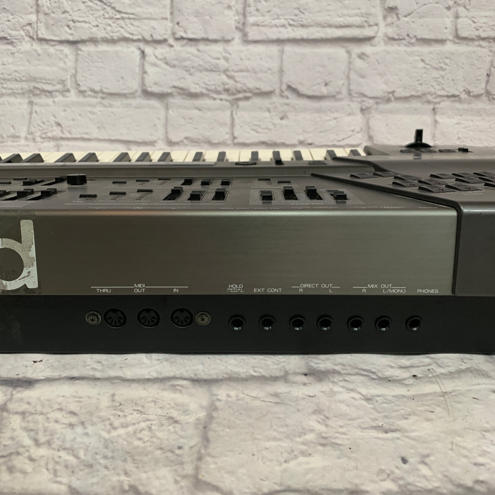 Roland JD-800 Digital Synthesizer