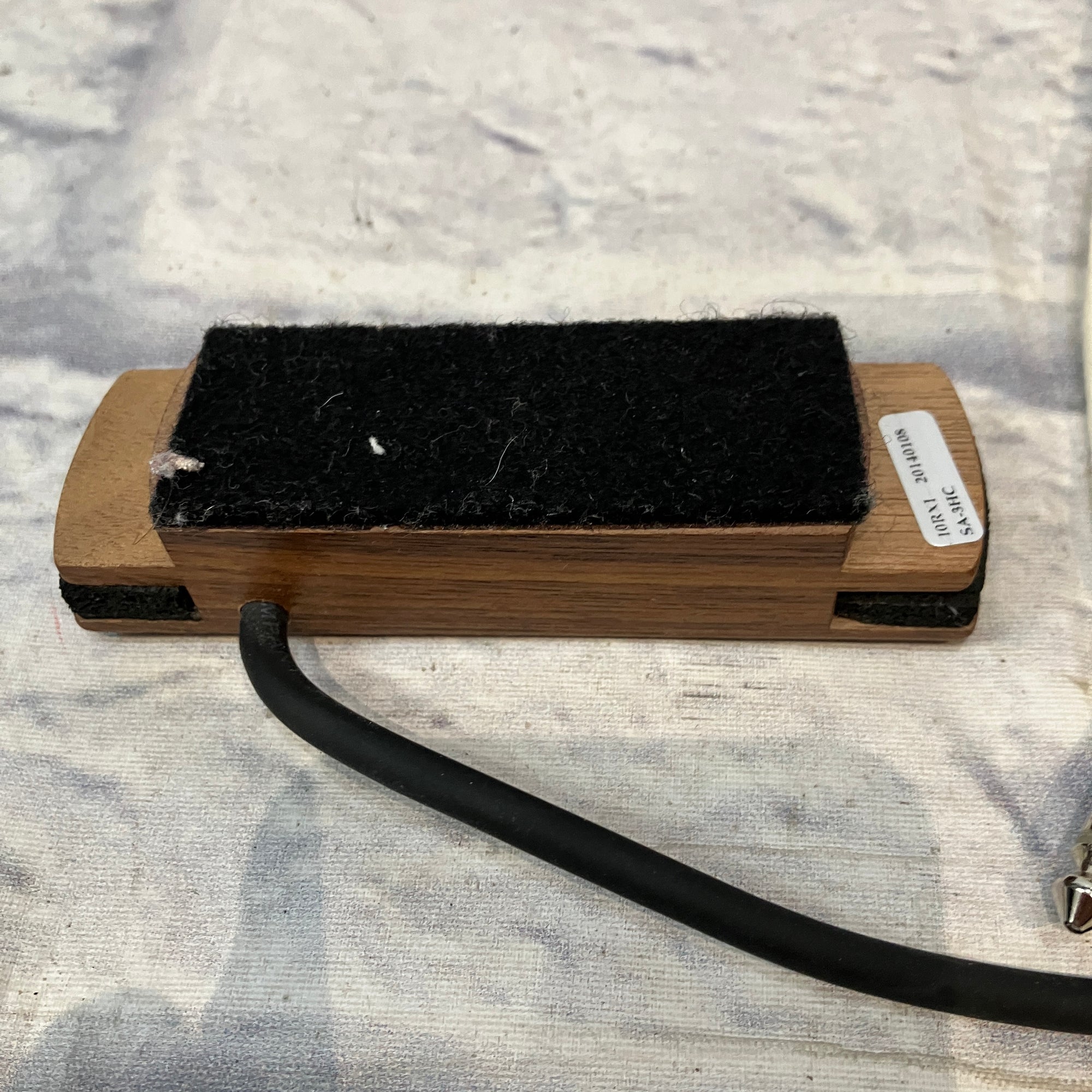 Seymour Duncan SA-3HC Woody Acoustic Guitar Pickup