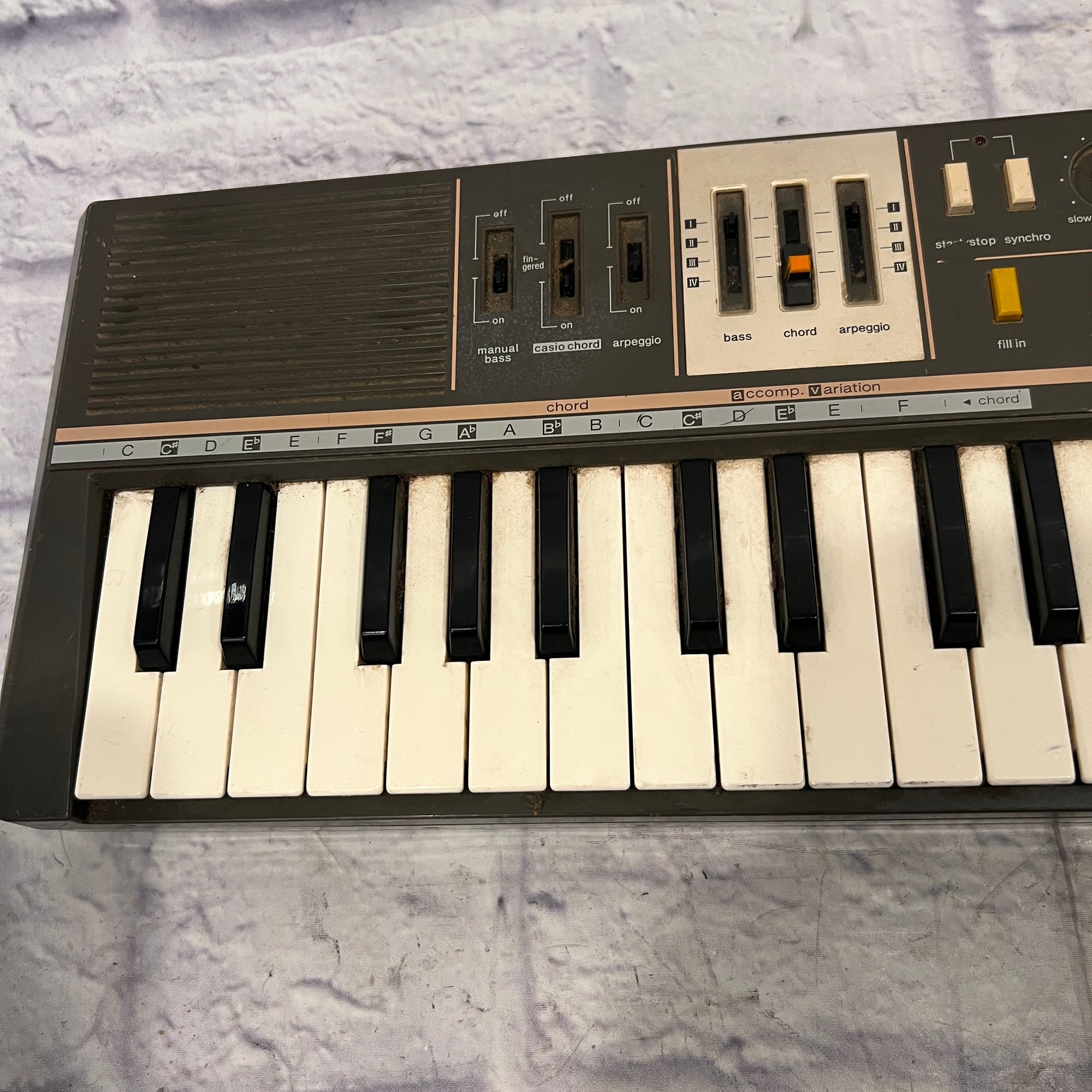 Casio MT-68 49-Key Electronic Keyboard