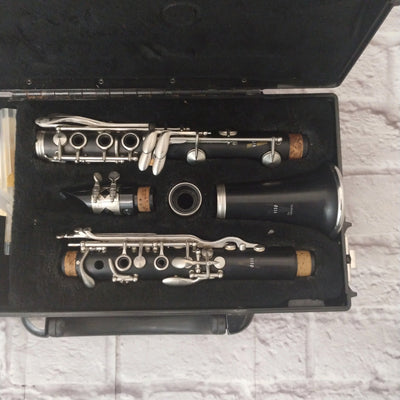 Vito 7214 Clarinet W/ Case