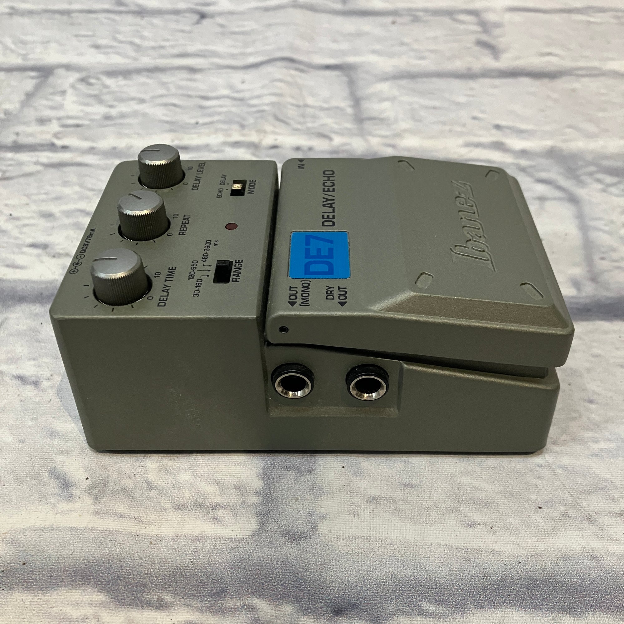 Ibanez DE7 Delay Echo Delay Pedal
