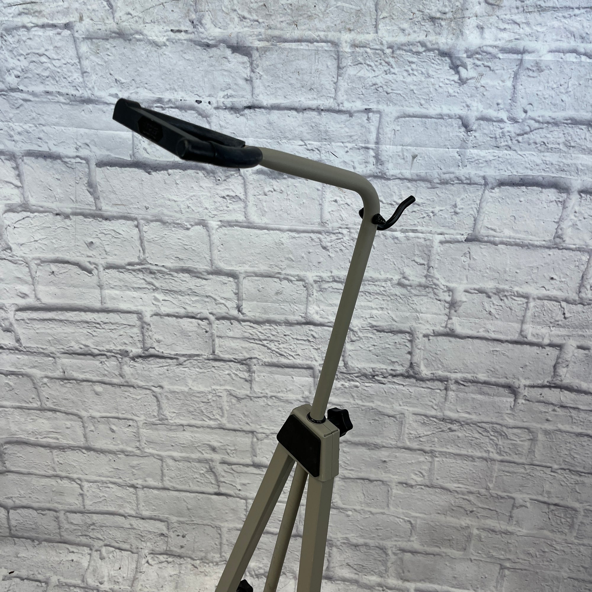 Ingles Upright Bass Cello Stand