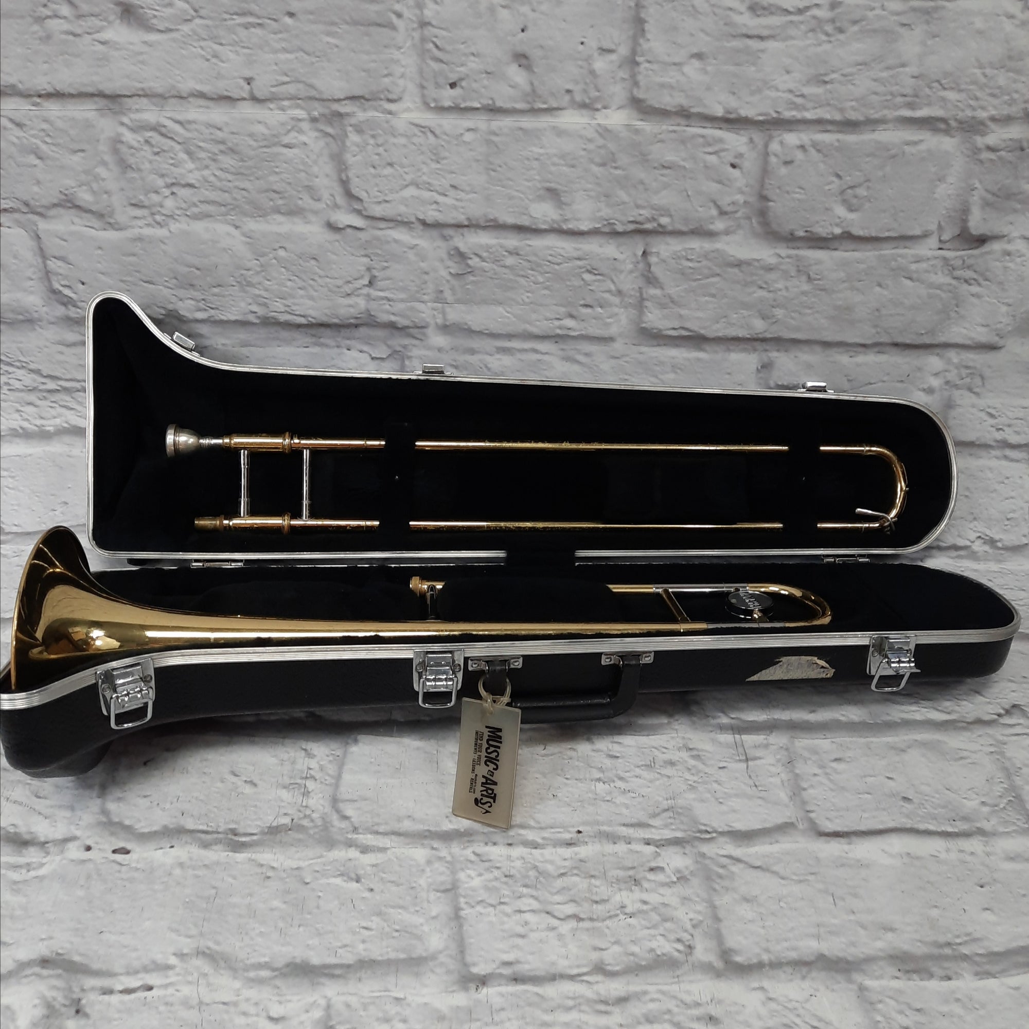 Yamaha YSL-354 Standard Student Trombone with Case and Mouthpiece - Ready to Play