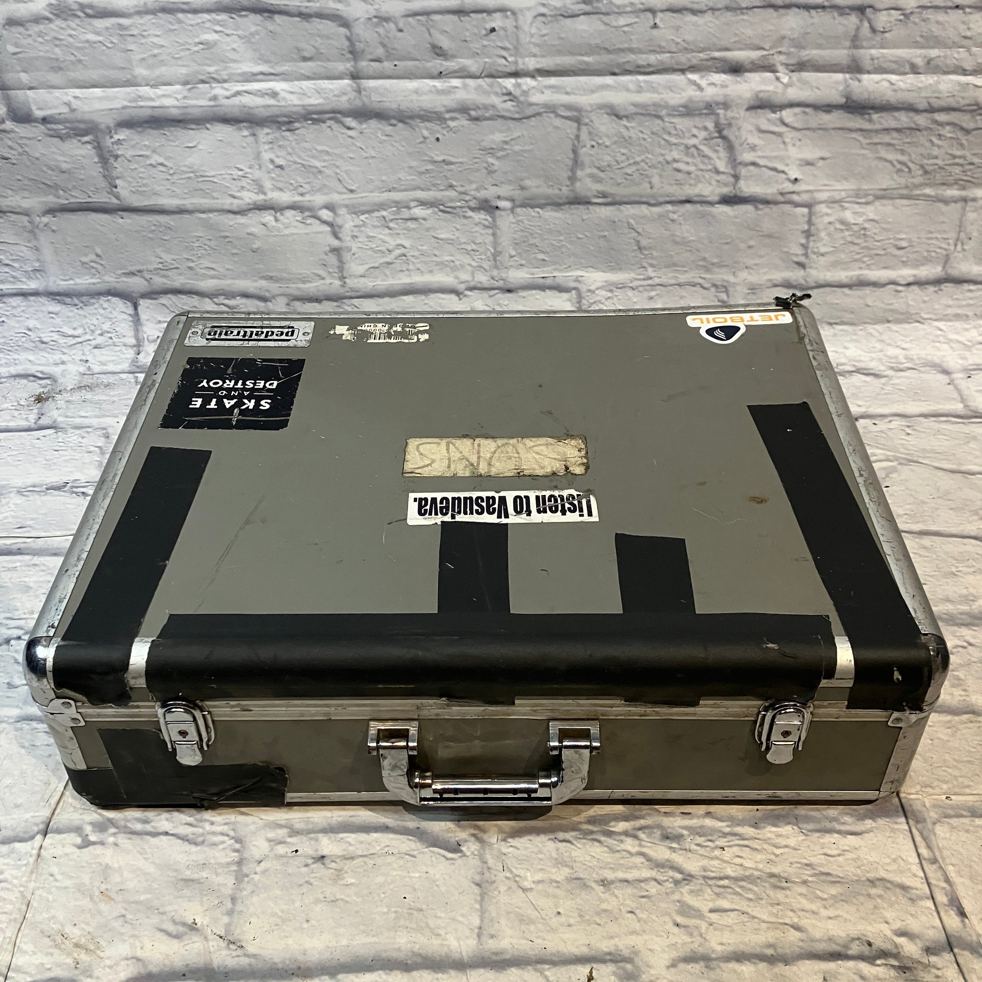 Unknown Pedal / Gear Case