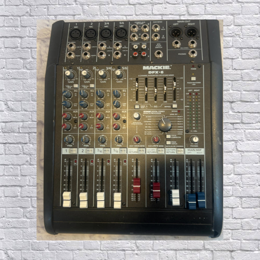 Mackie DFX-6 Mixer