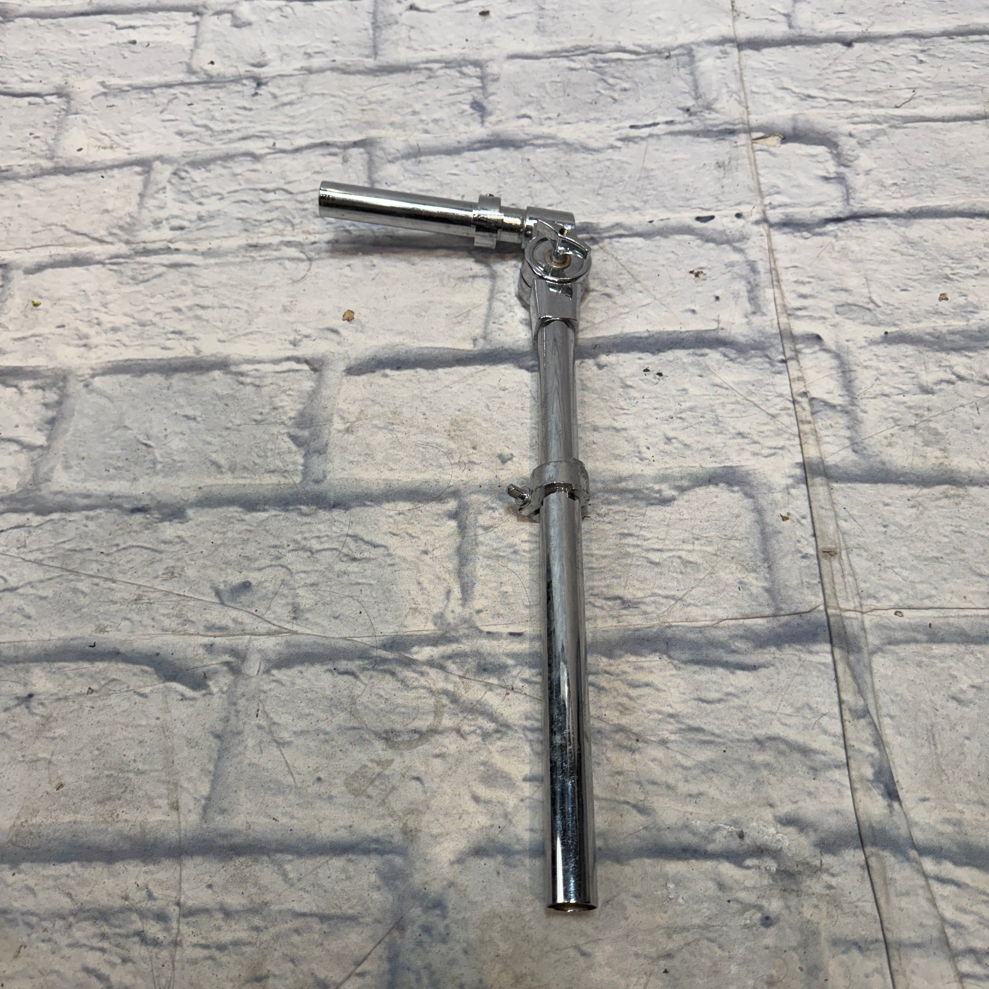 Unknown L-Rod Tom Mount Drum Accessory