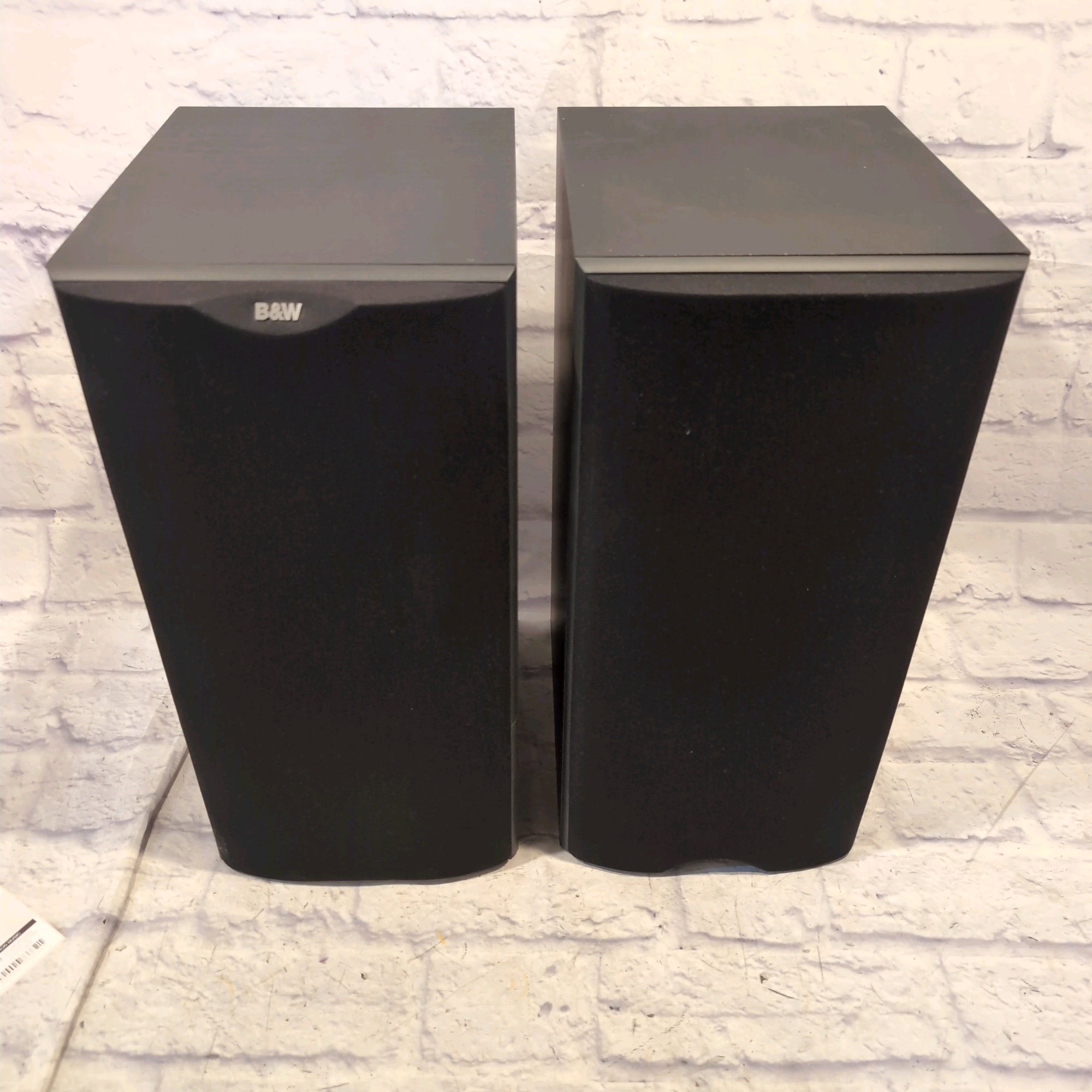 Bowers and Wilkins DM602 S2 Home Audio Speaker Pair