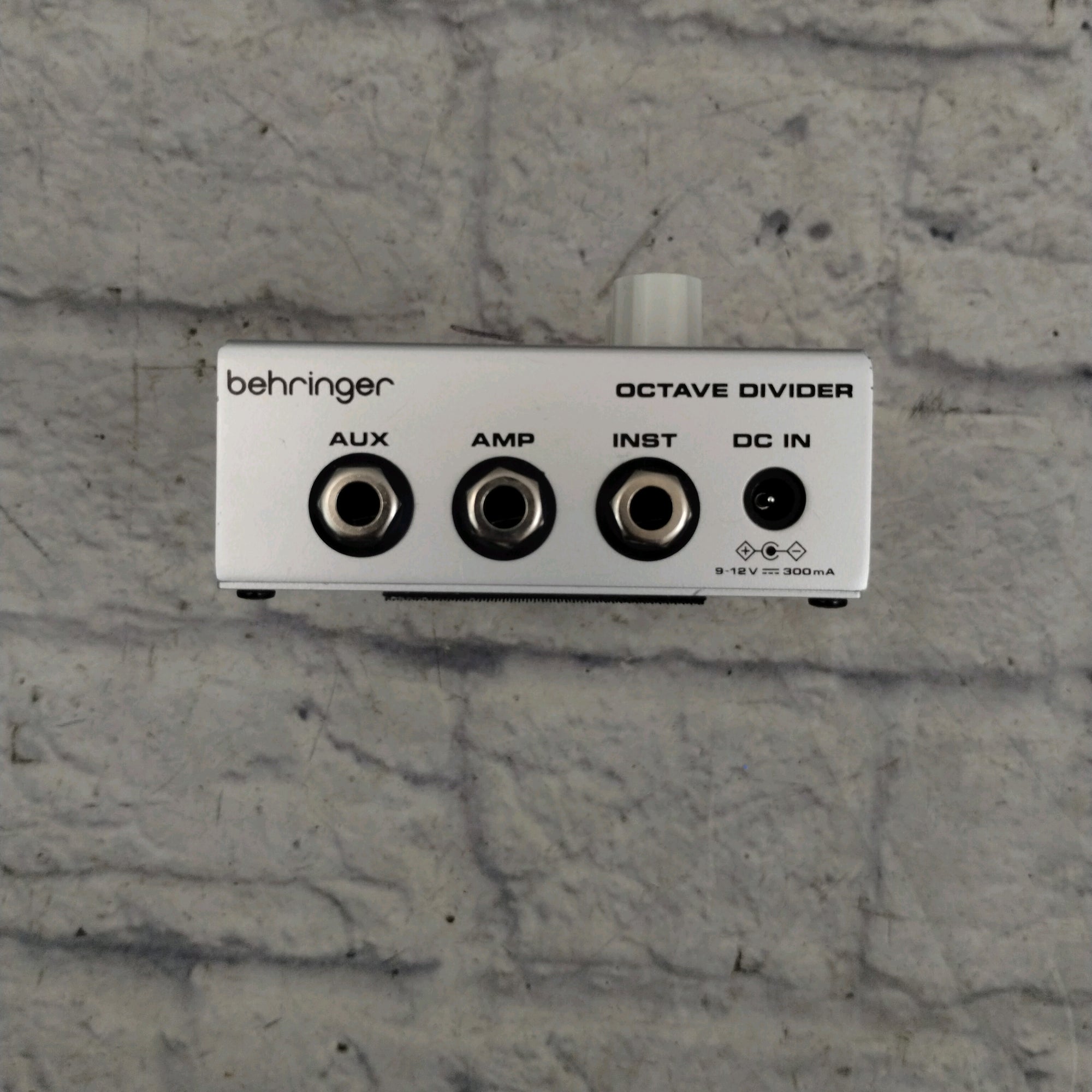Behringer Octave Divider Pedal
