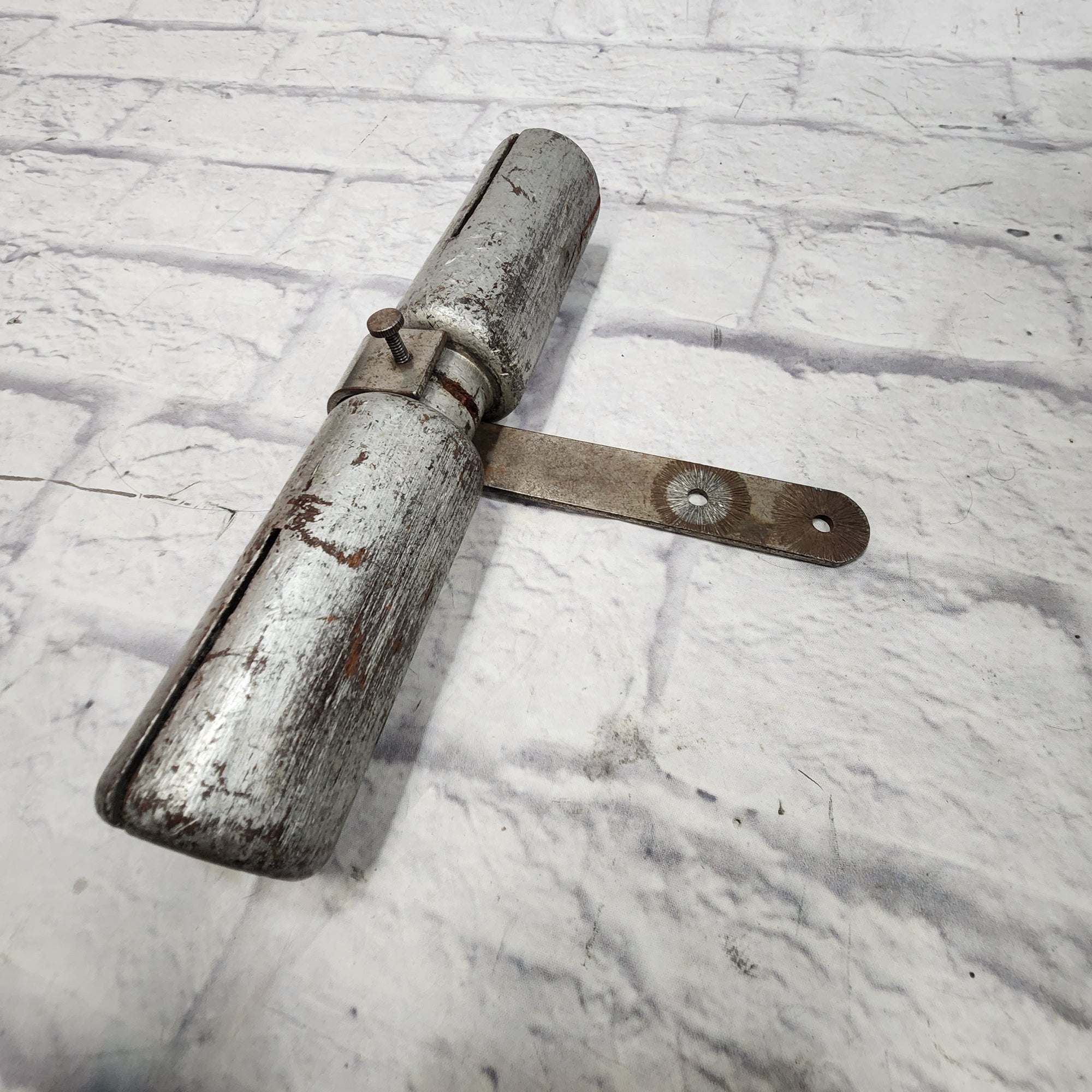 Unknown Vintage Mountable Double Wood Block