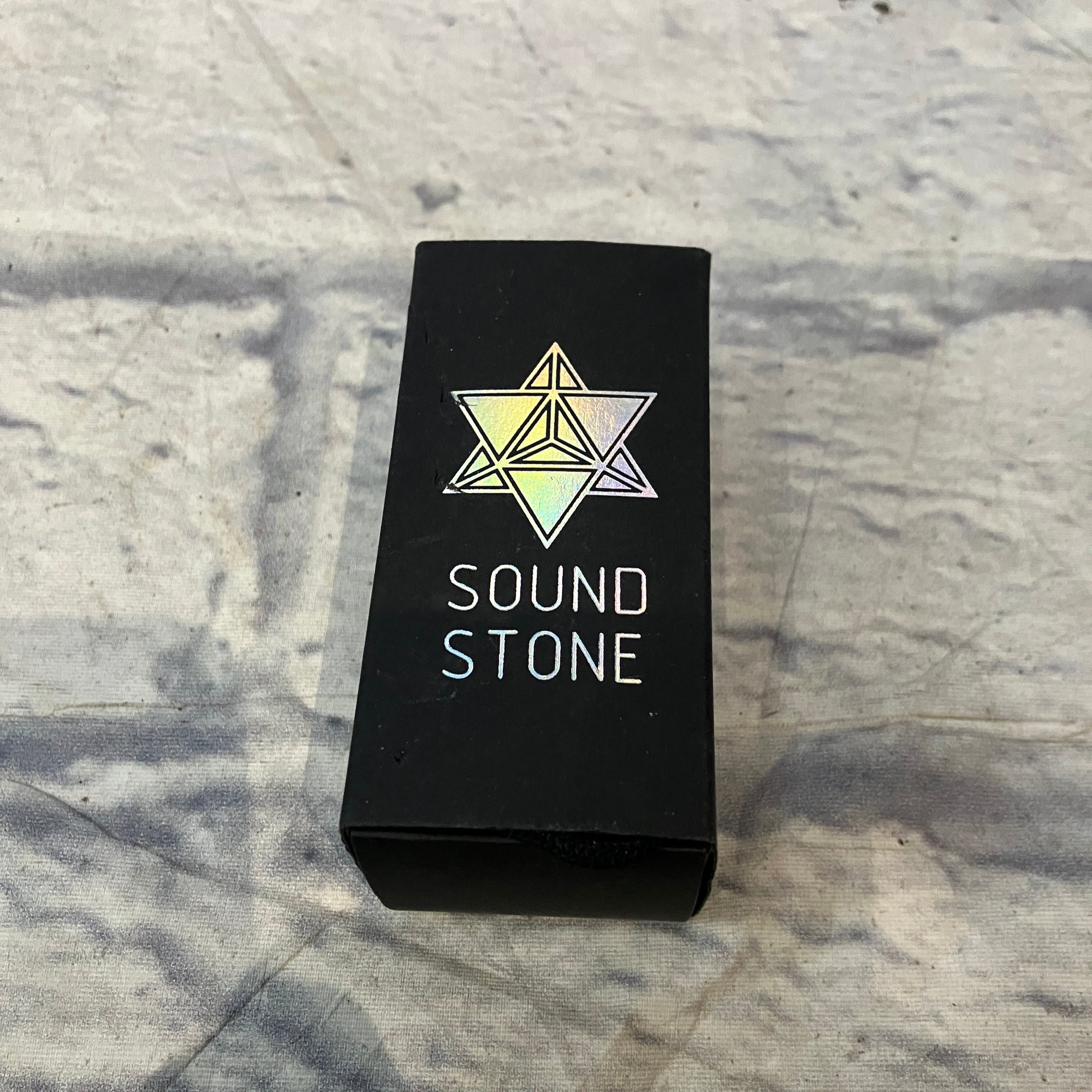 The Sound Stone Guitar Sustainer