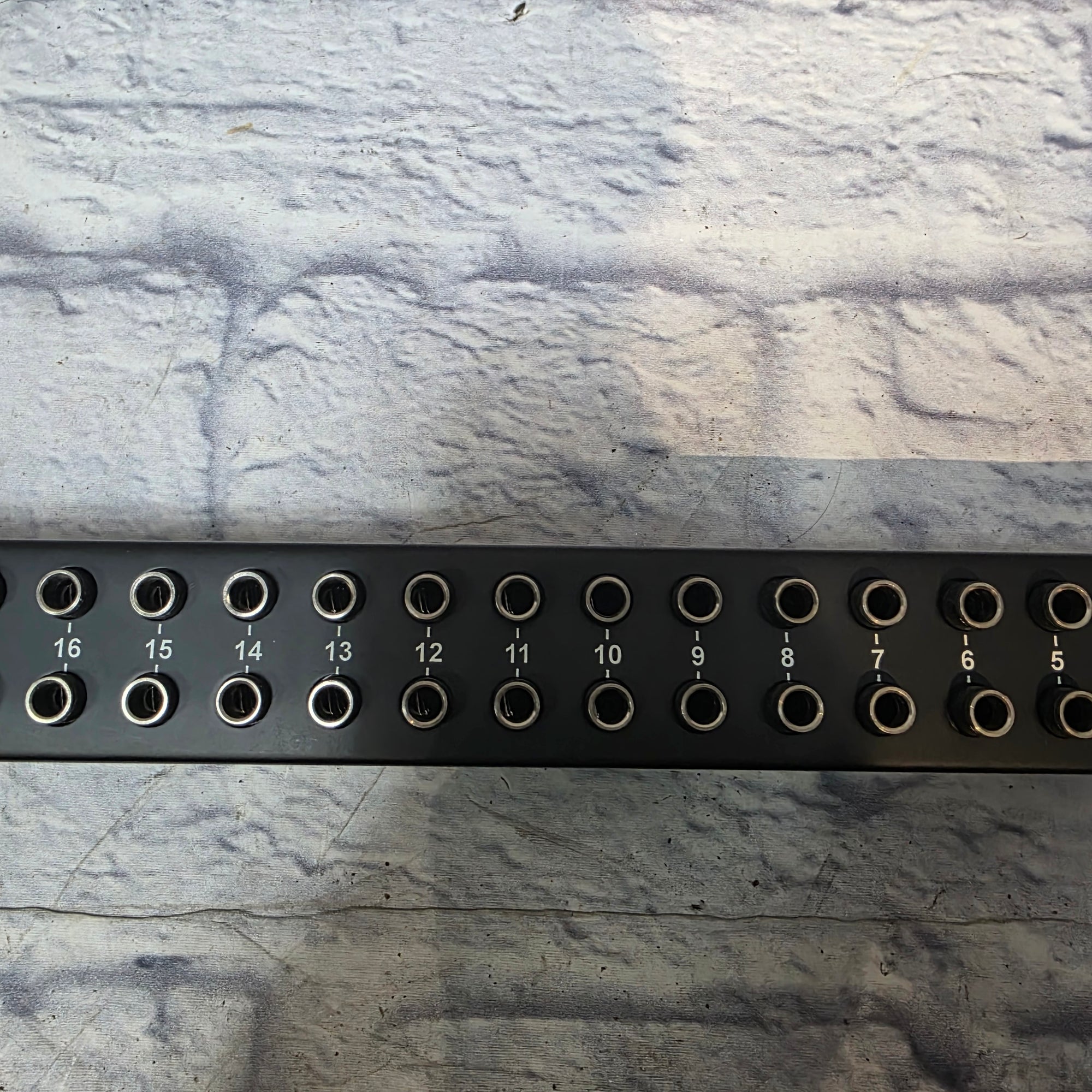 Neutrik NYS-SPP-L Rack Patchbay
