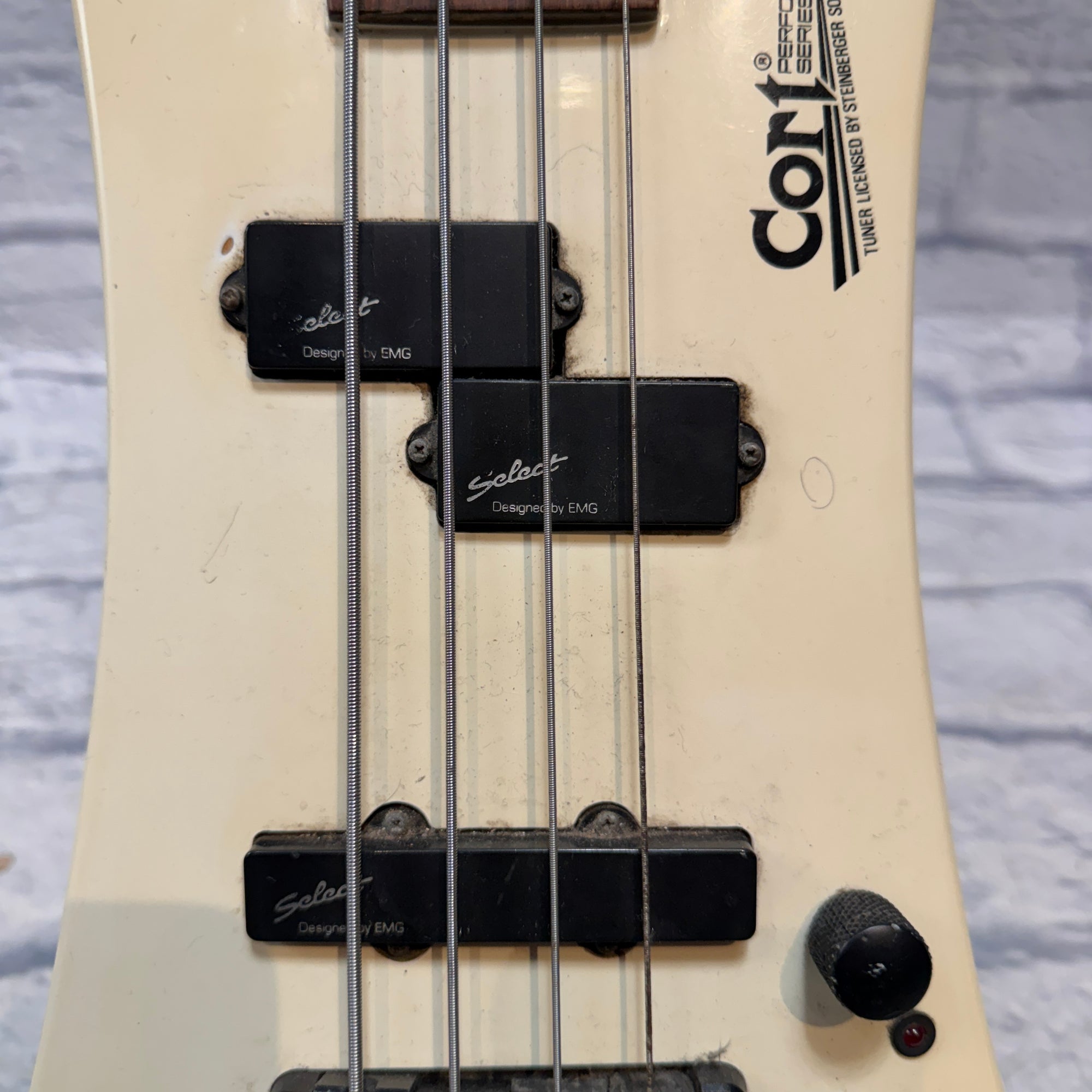 Cort Performer Series Steinberger Headless Bass