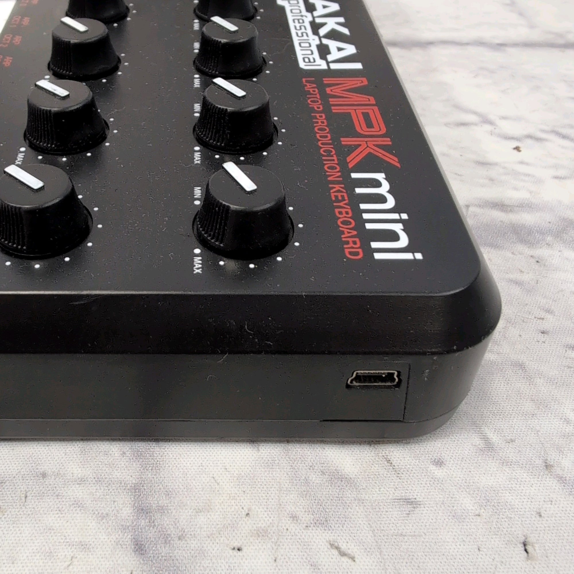 Akai MPK Mini mk1 USB Controller - Evolution Music