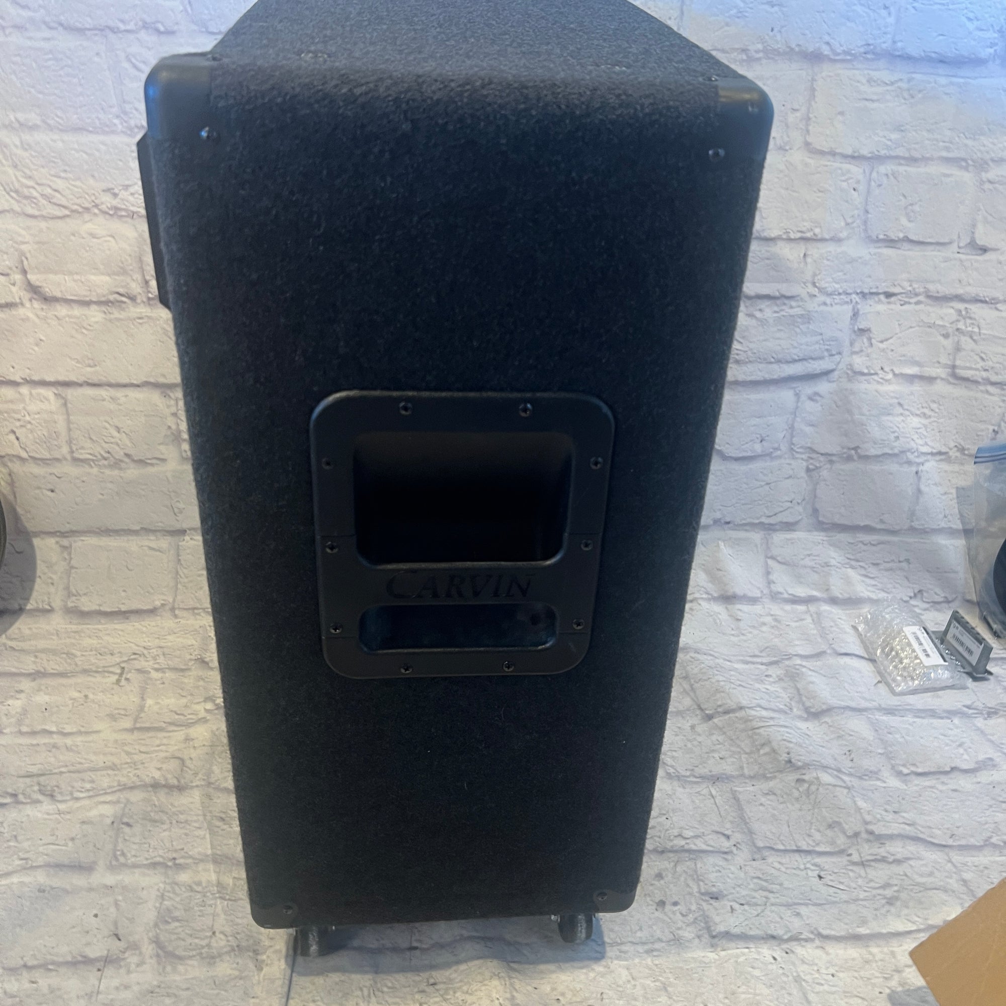 Carvin Pro Bass 300 1x15 Combo Amp Bass