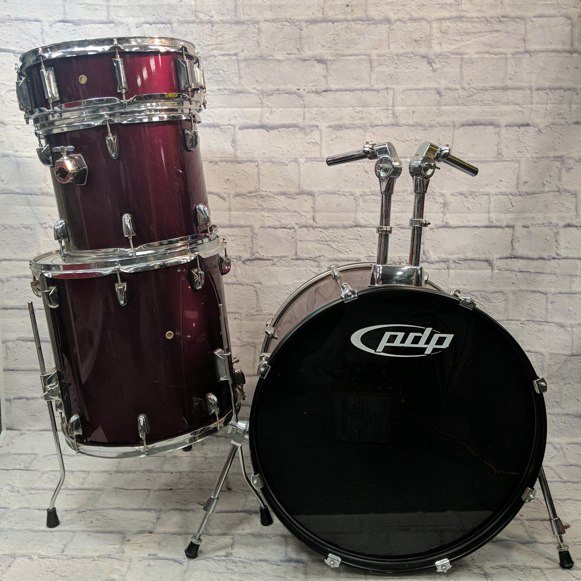 PDP Pacific Drums & Percussion 5pc Drum Set Dark Red