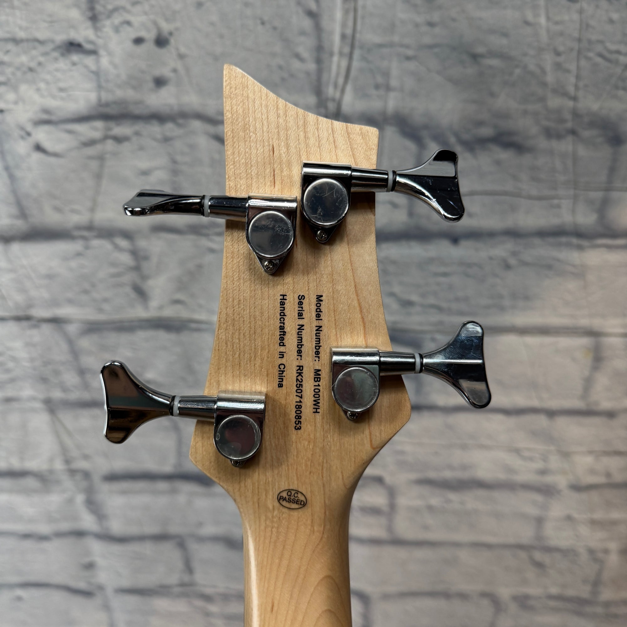 Mitchell MB100 White 4 String Bass Guitar