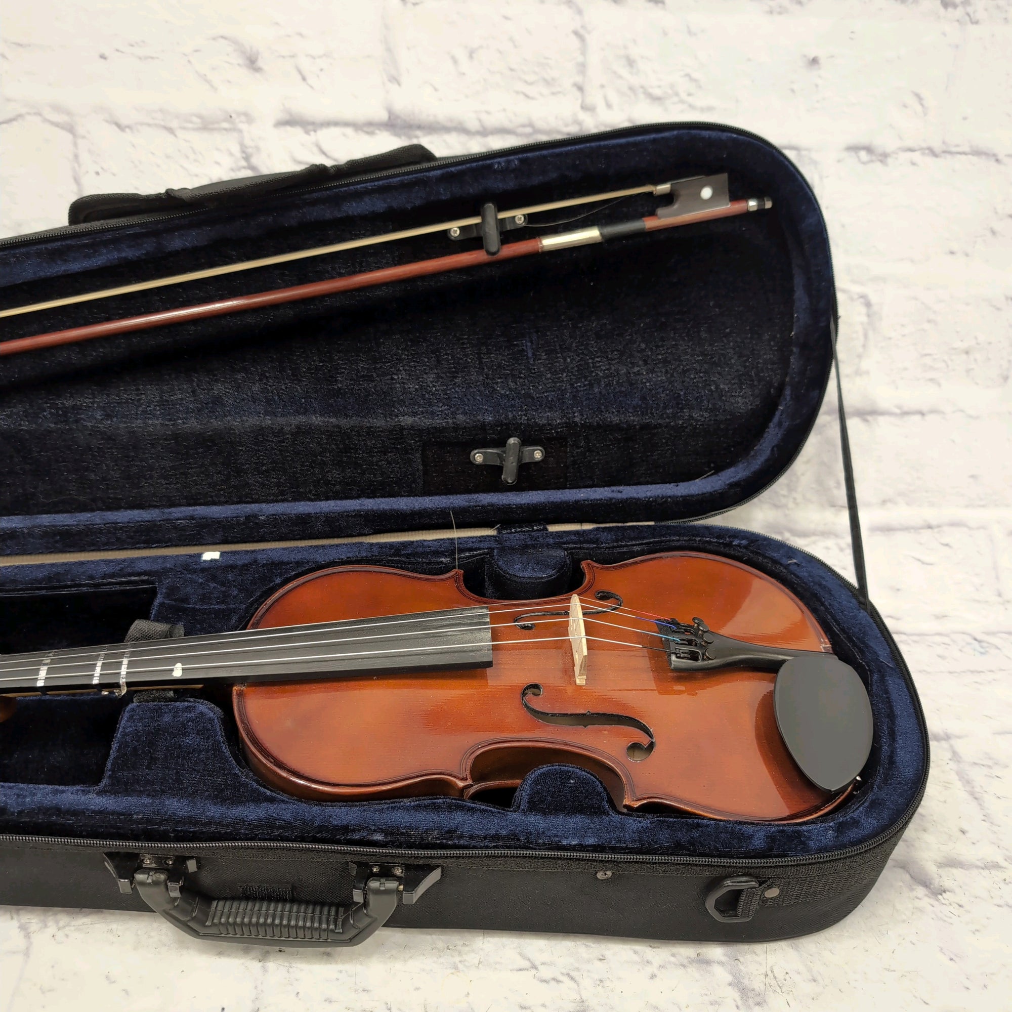 Palatino VN-450 4/4 Violin w/ Case and Bow