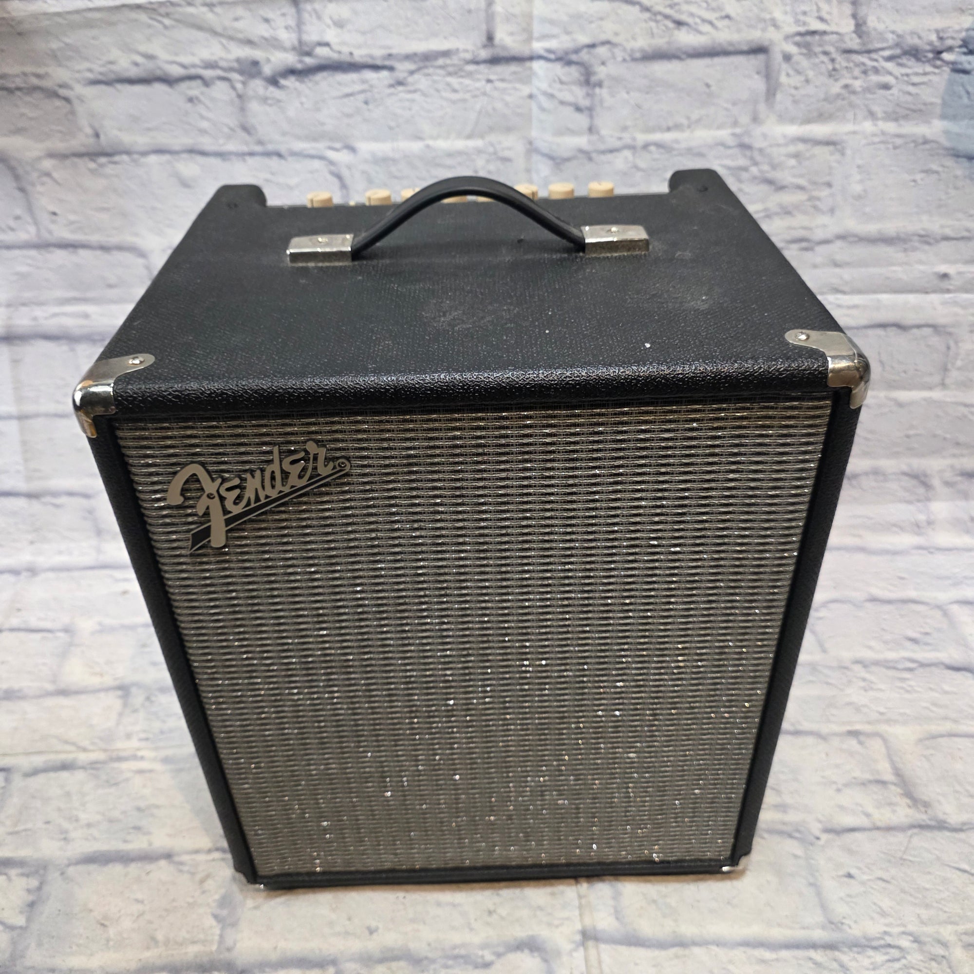 Fender Rumble 100 Bass Guitar Combo Amp