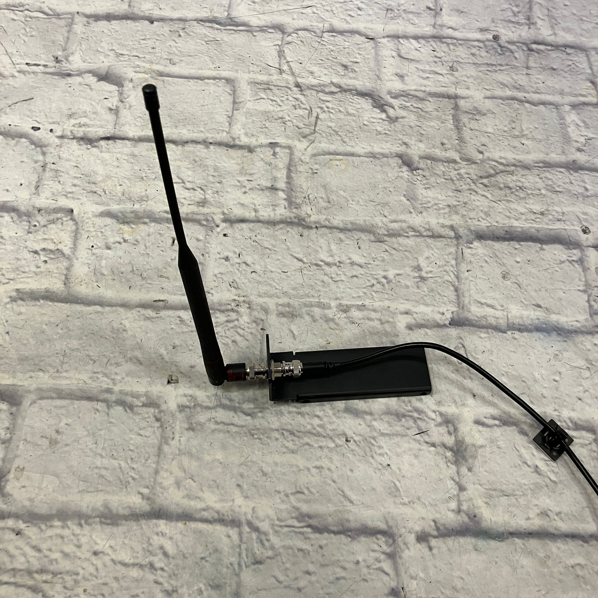 Shure PS300 P3T / P3RA488-512mhz Wireless Monitor System