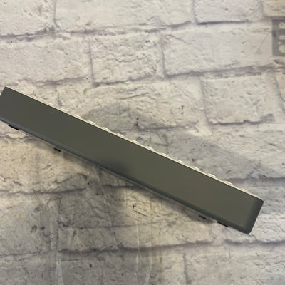 Sonicwave Liven Lofi-12 Sampling Groovebox