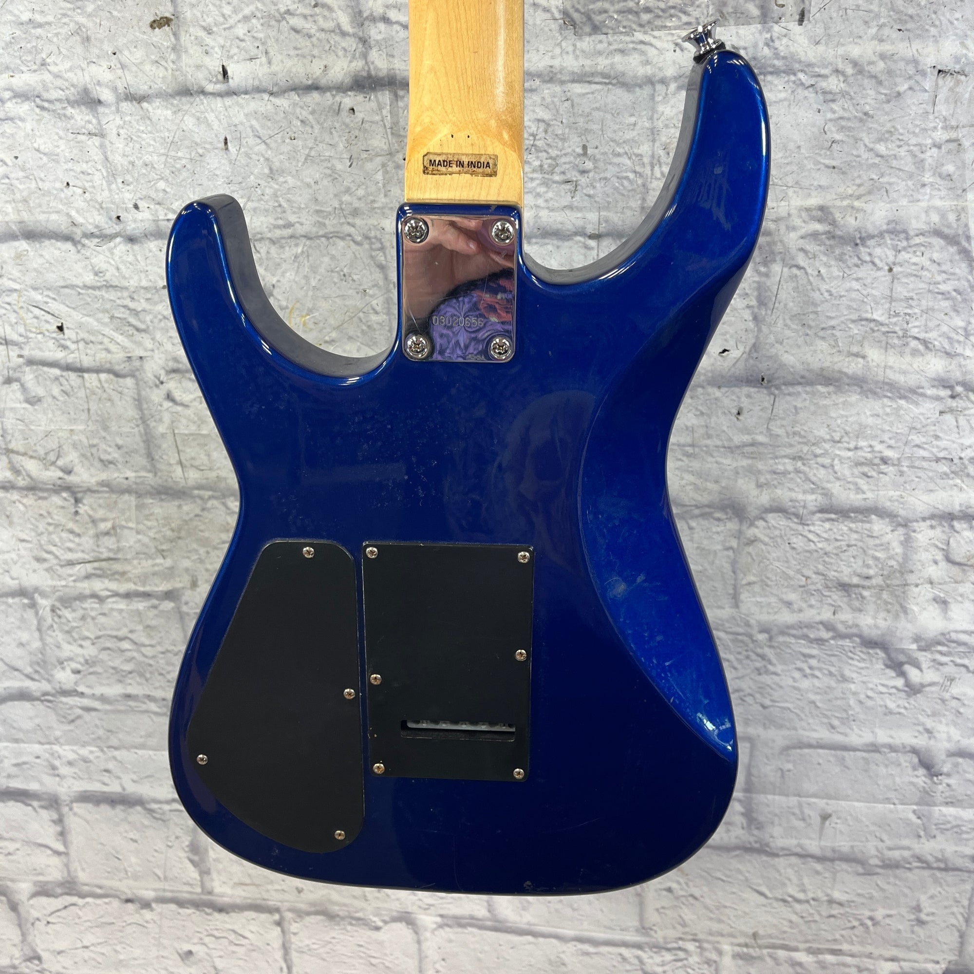 Jackson Dinky Reverse Headstock Duncan Designed - Evolution Music