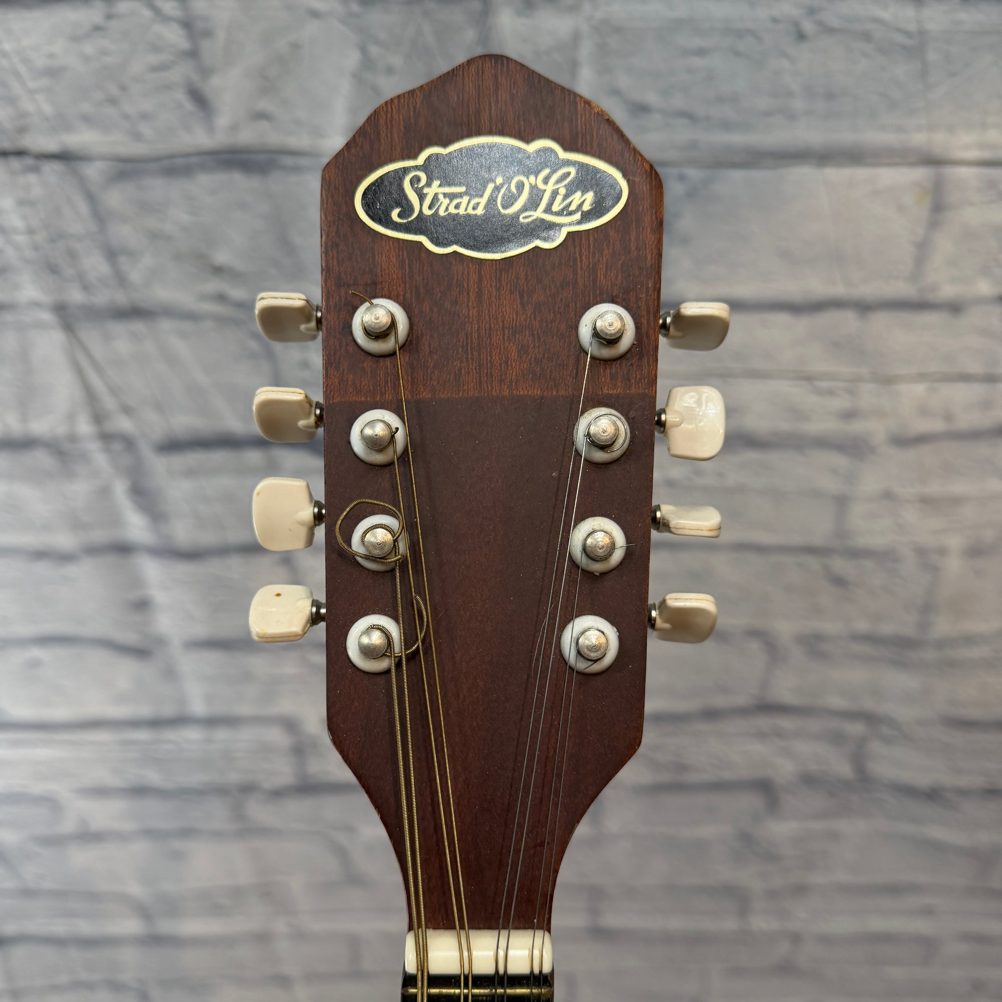 Strad-O-Lin Vintage K510 Mandolin w/ case