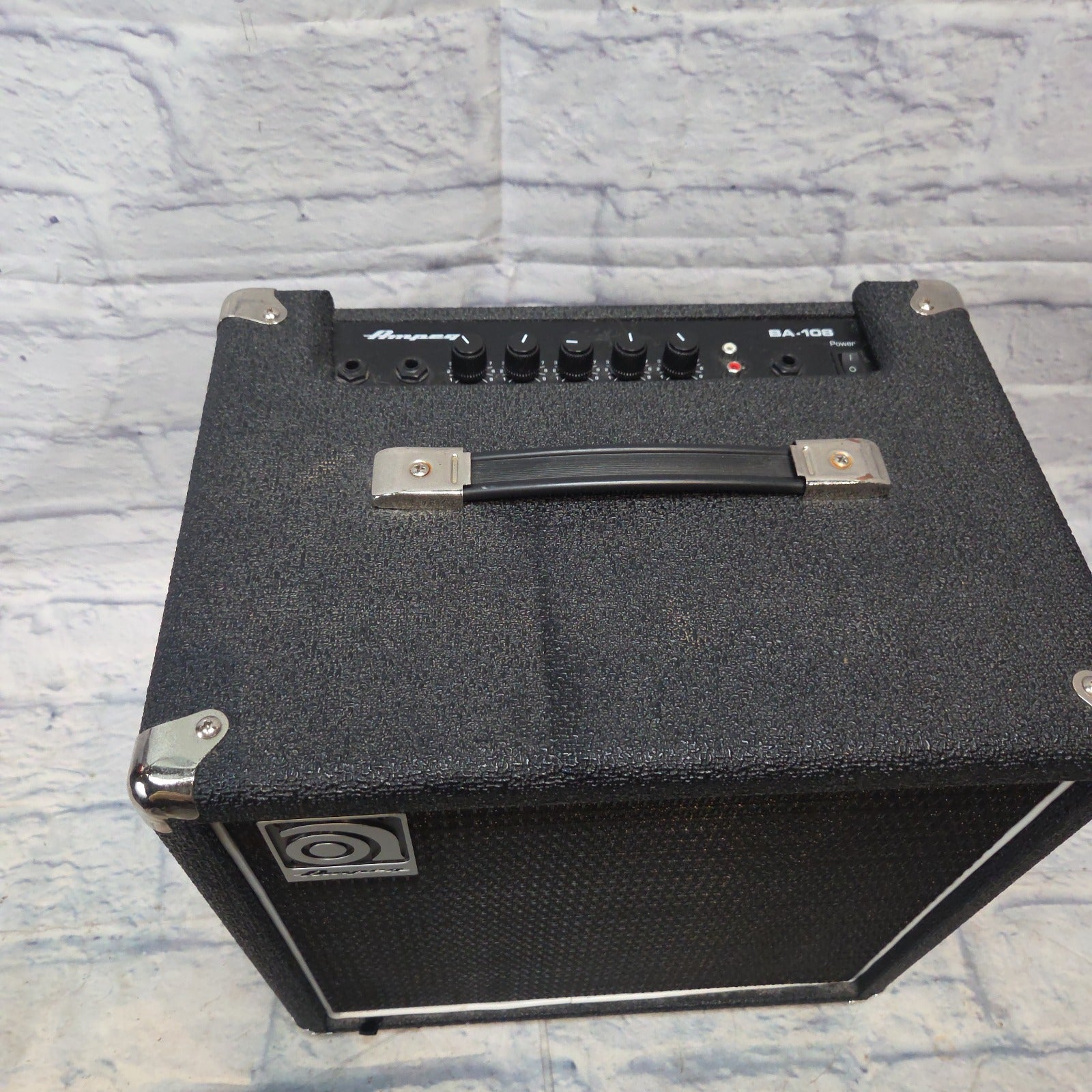 Ampeg BA-108 Bass Guitar Combo Amp