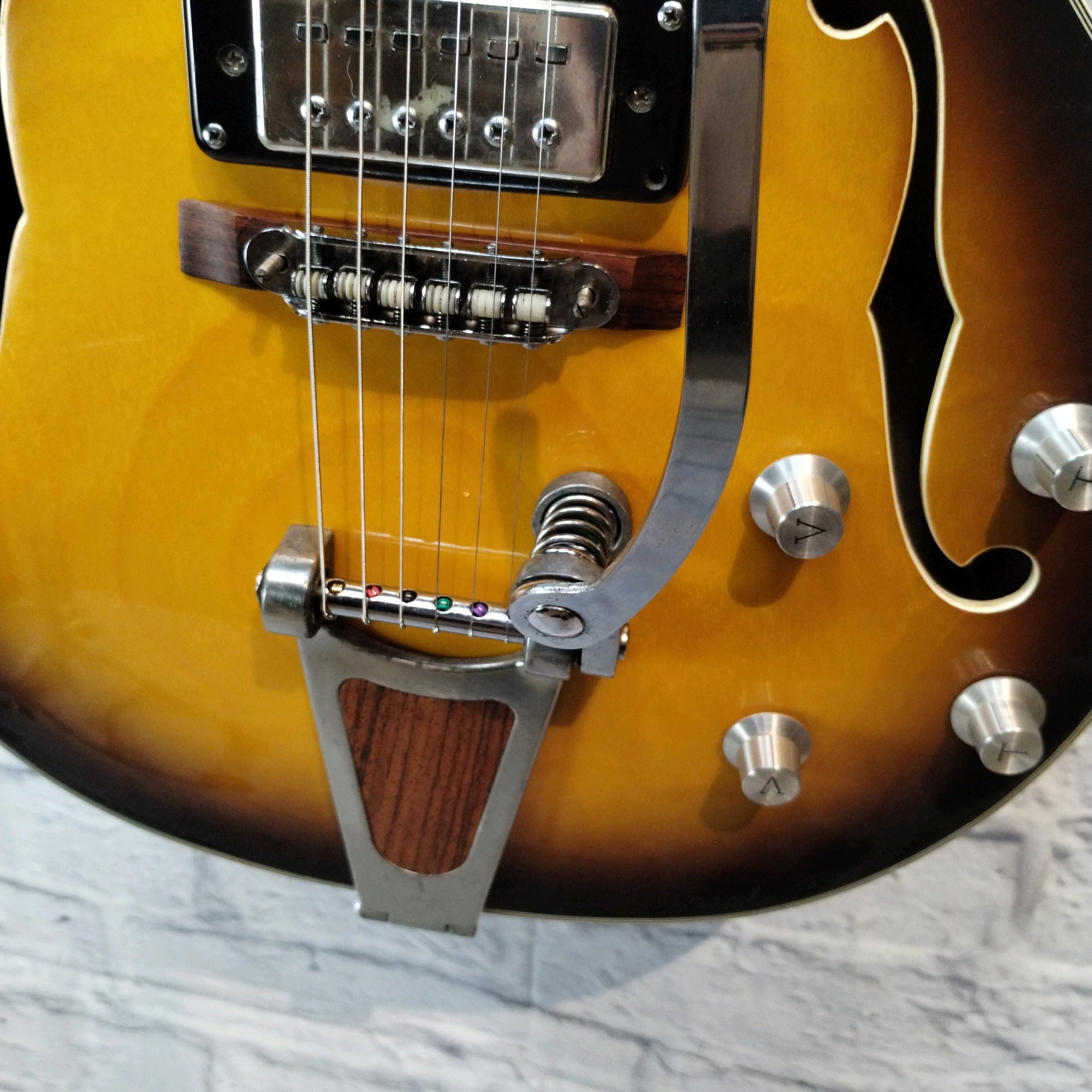 Ventura Hollow Body Electric Guitar MIJ