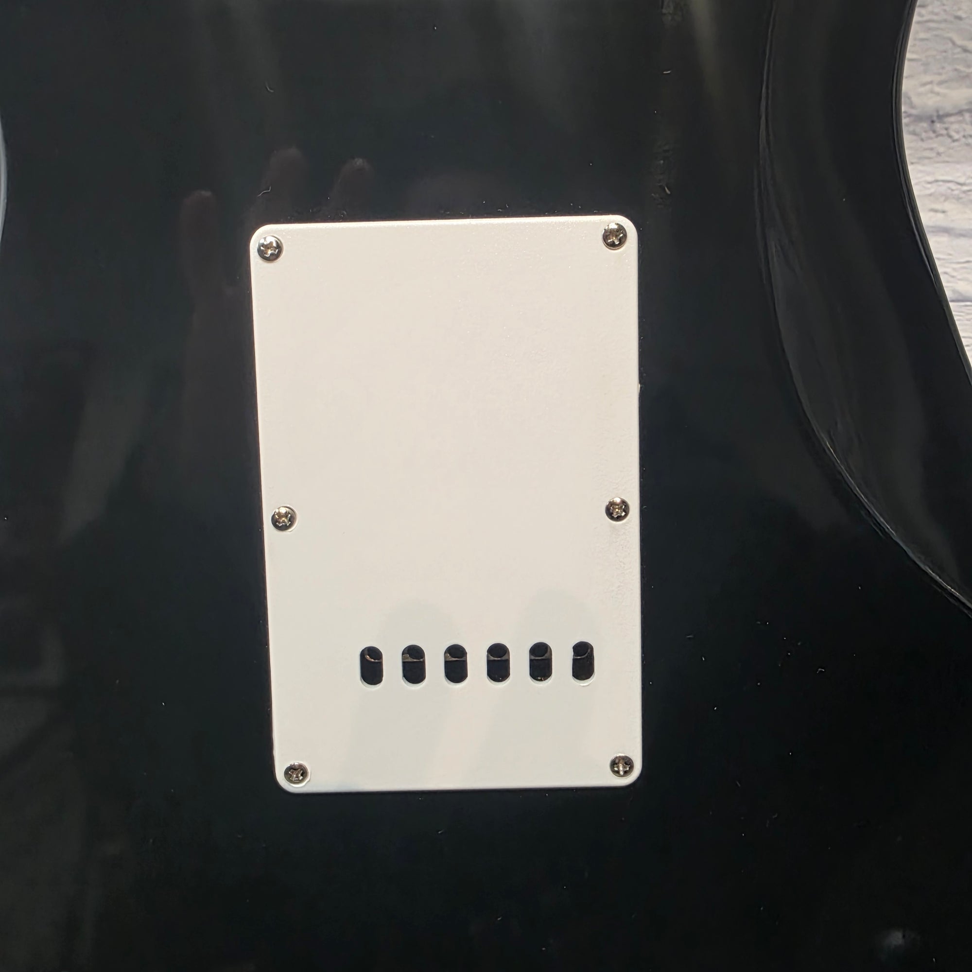 Ammoon Strat Style Electric Guitar w/ gig bag - Black