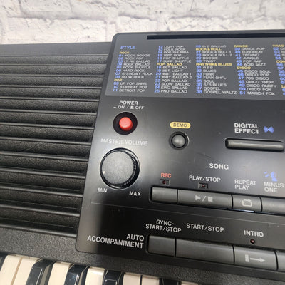 Yamaha PSR-320 76-Key Keyboard