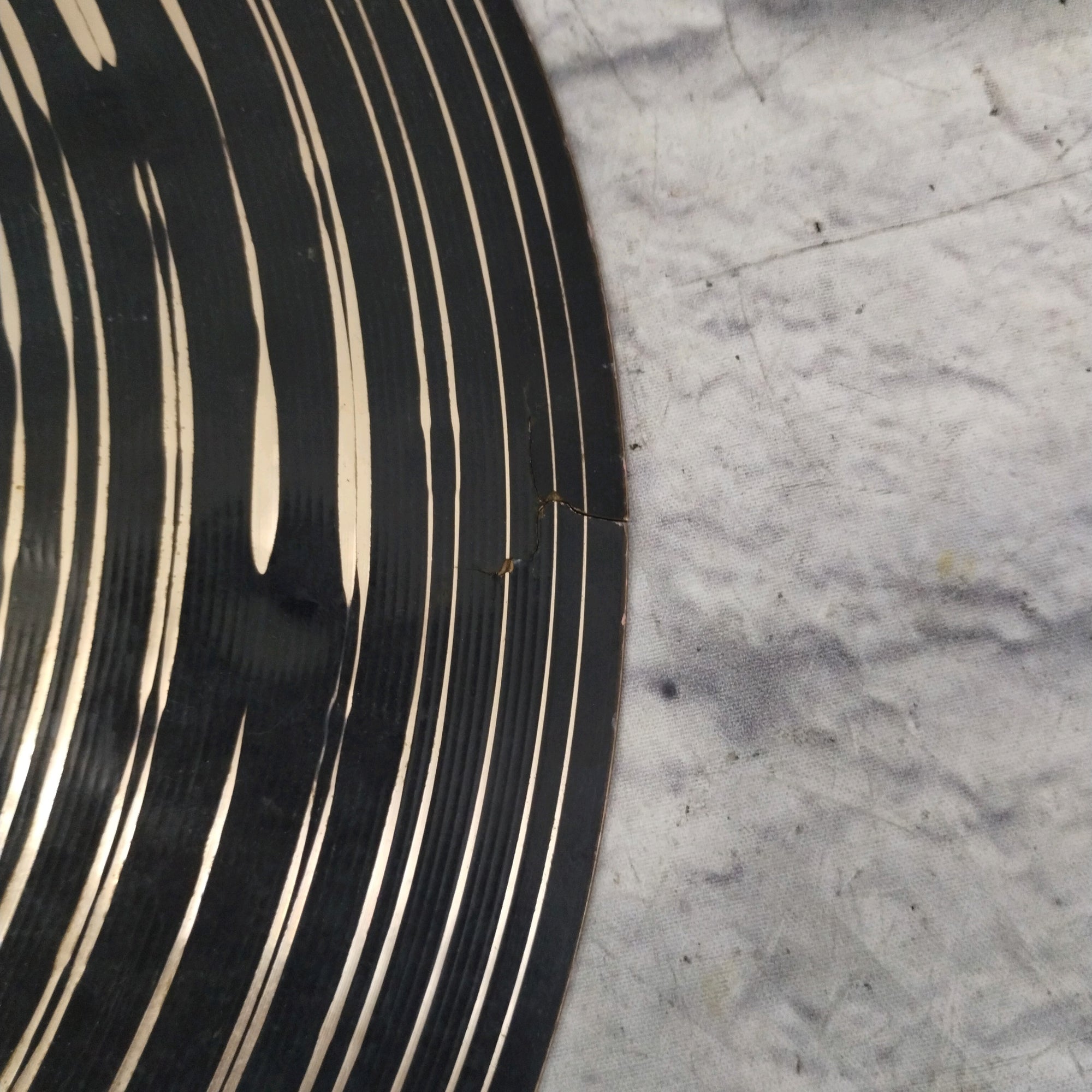 Meinl Classics Custom 16 Dark Crash