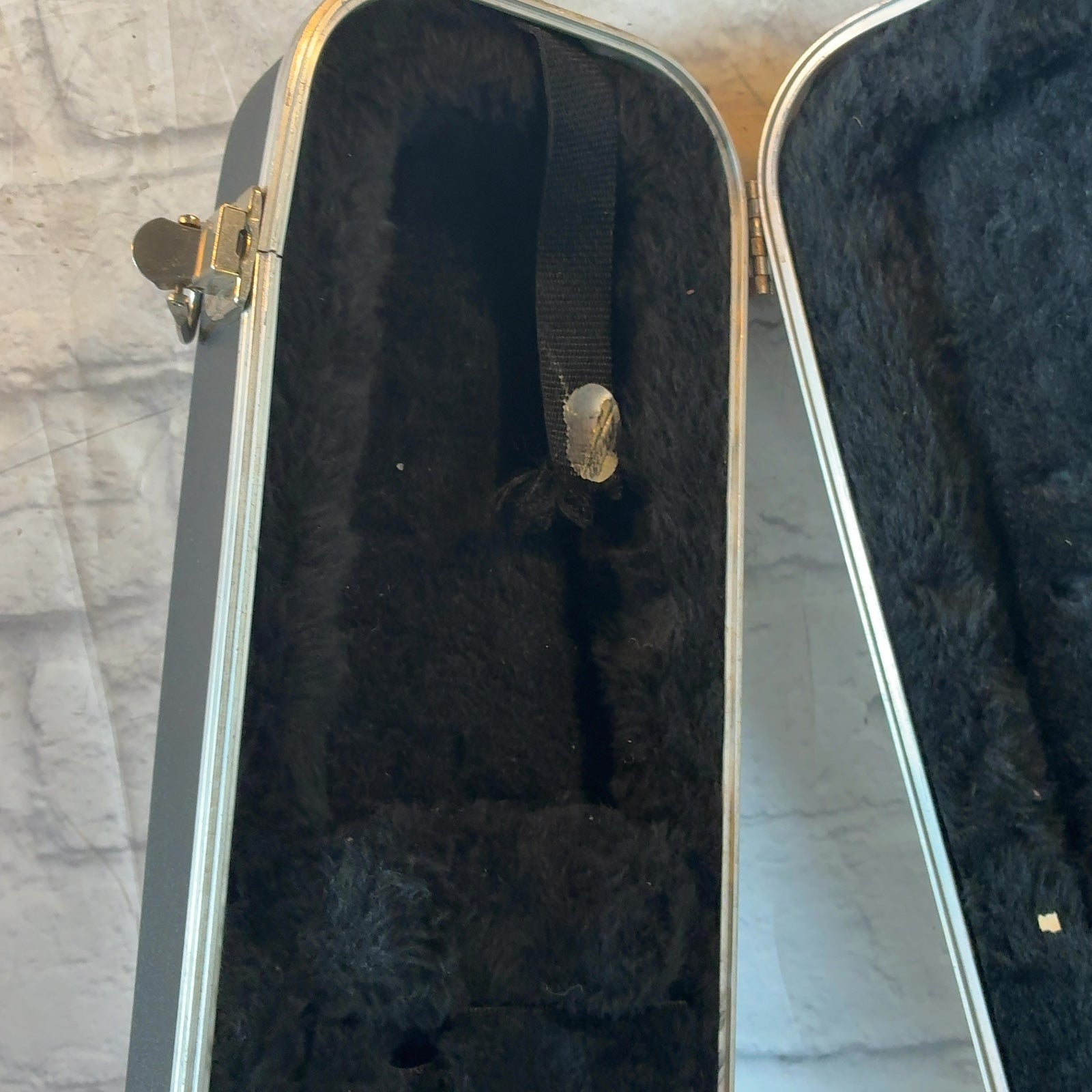 Ovation Shallow Bowl Hard Case
