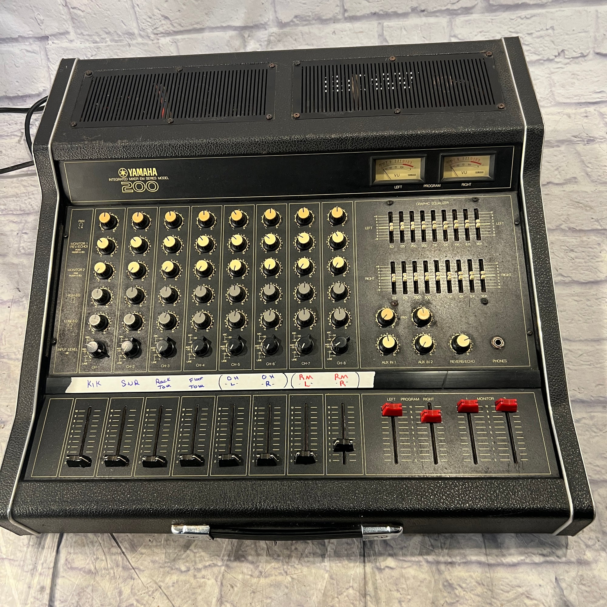 Yamaha EM200B Mixer Japan