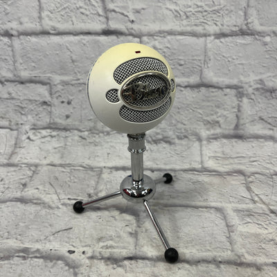 Blue Snowball USB Microphone with Blue Stand