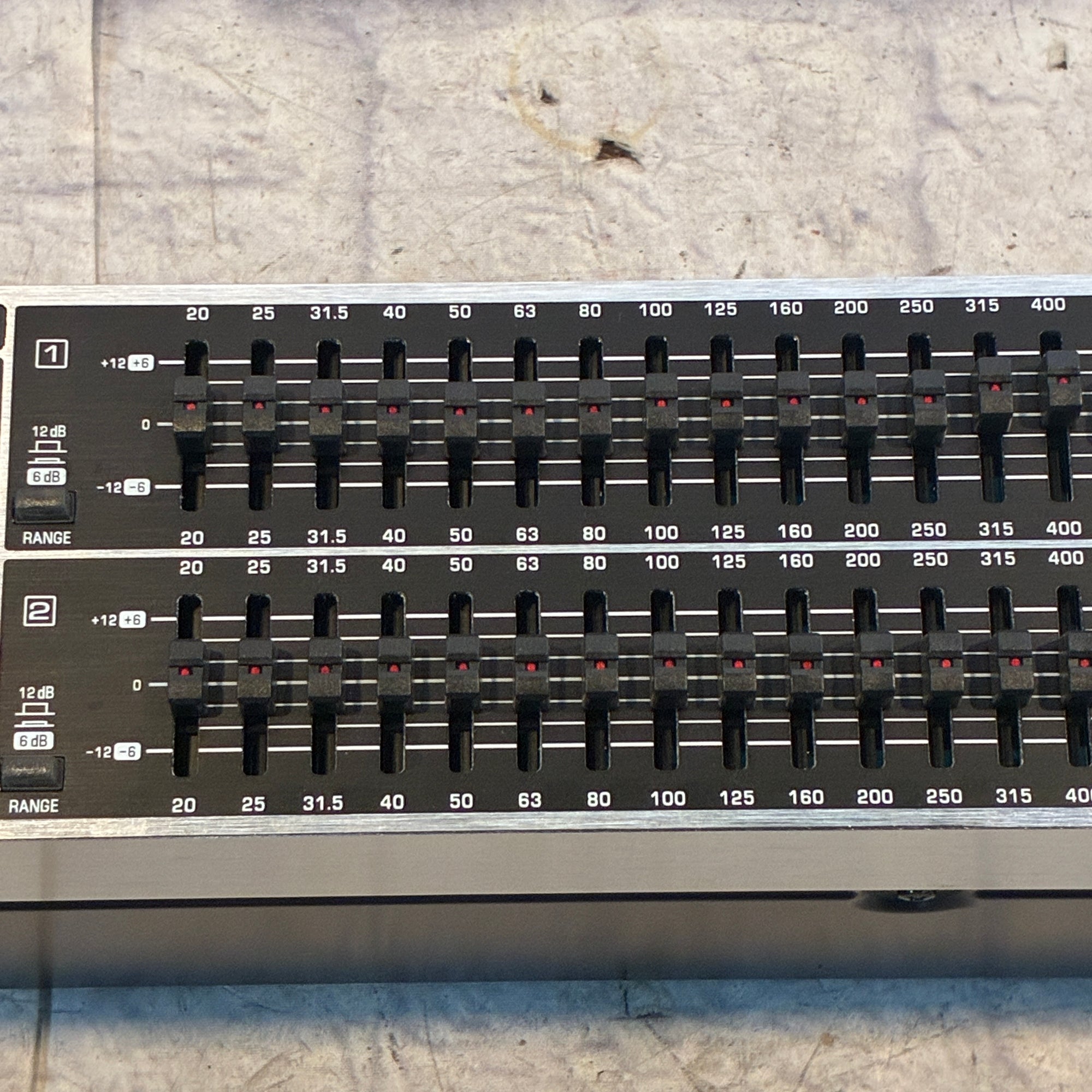 Behringer GEQ3102 Rack EQ