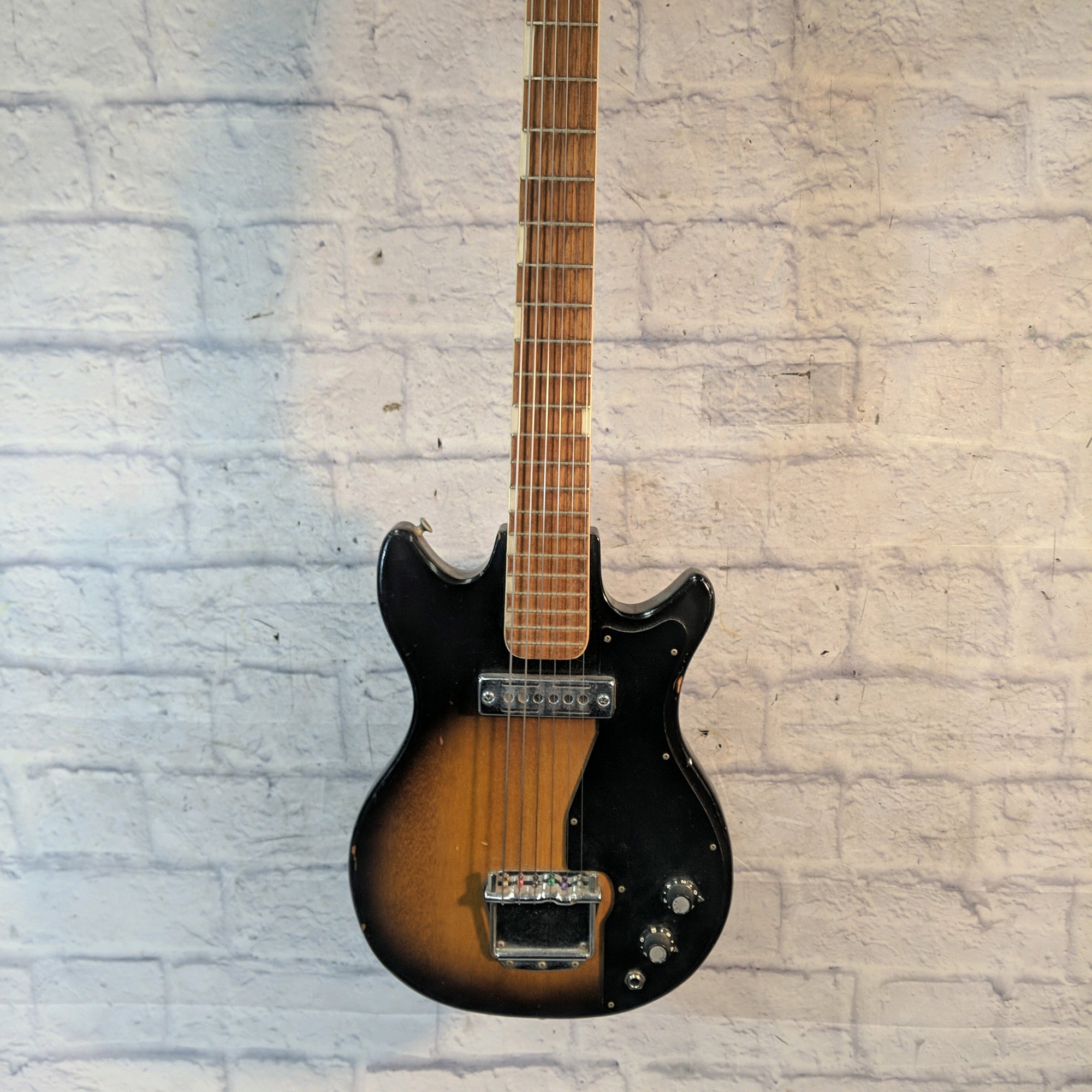 Teisco Vintage 1960s E-100 Double Cut Single Pickup Electric