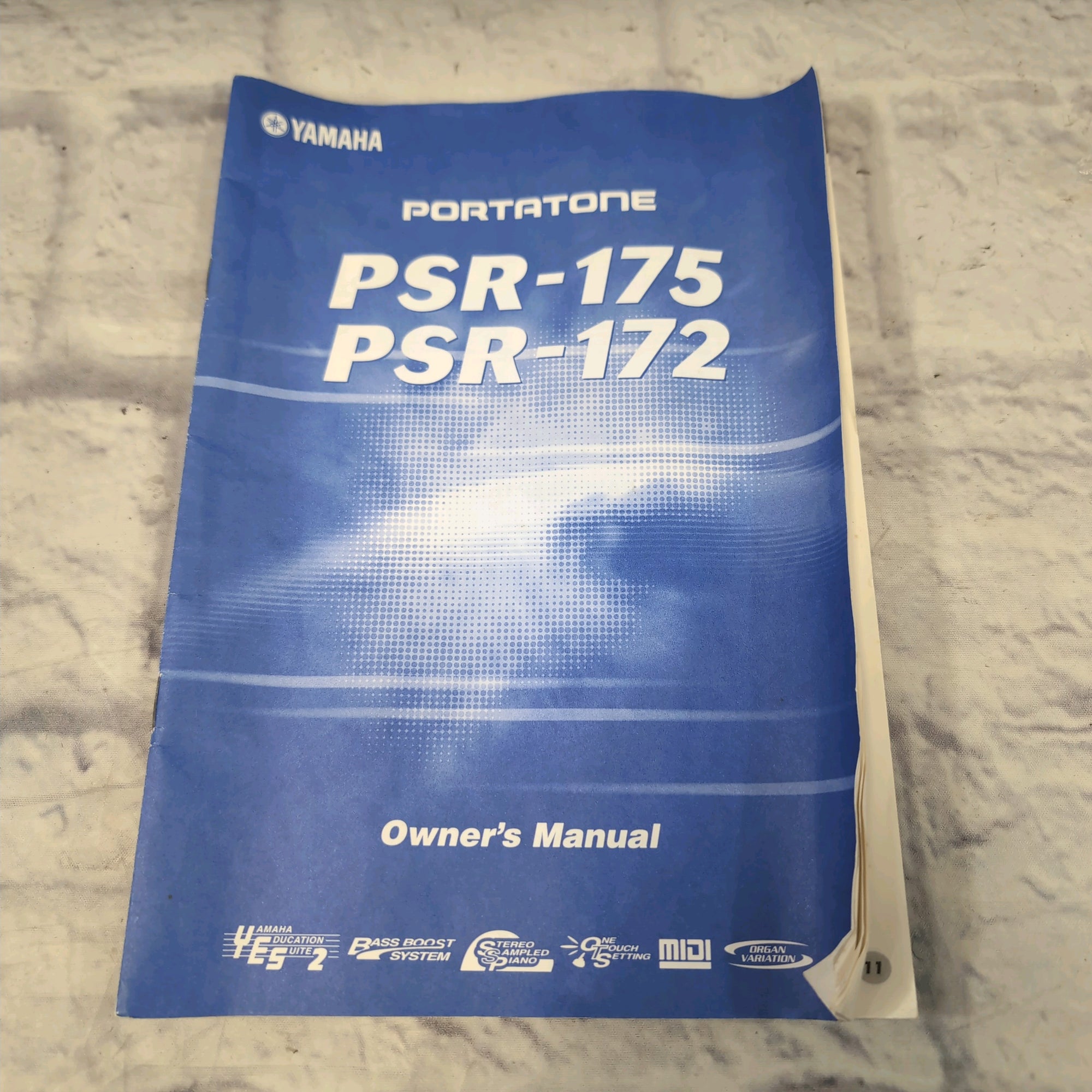 Yamaha PSR-175 61 Key Keyboard