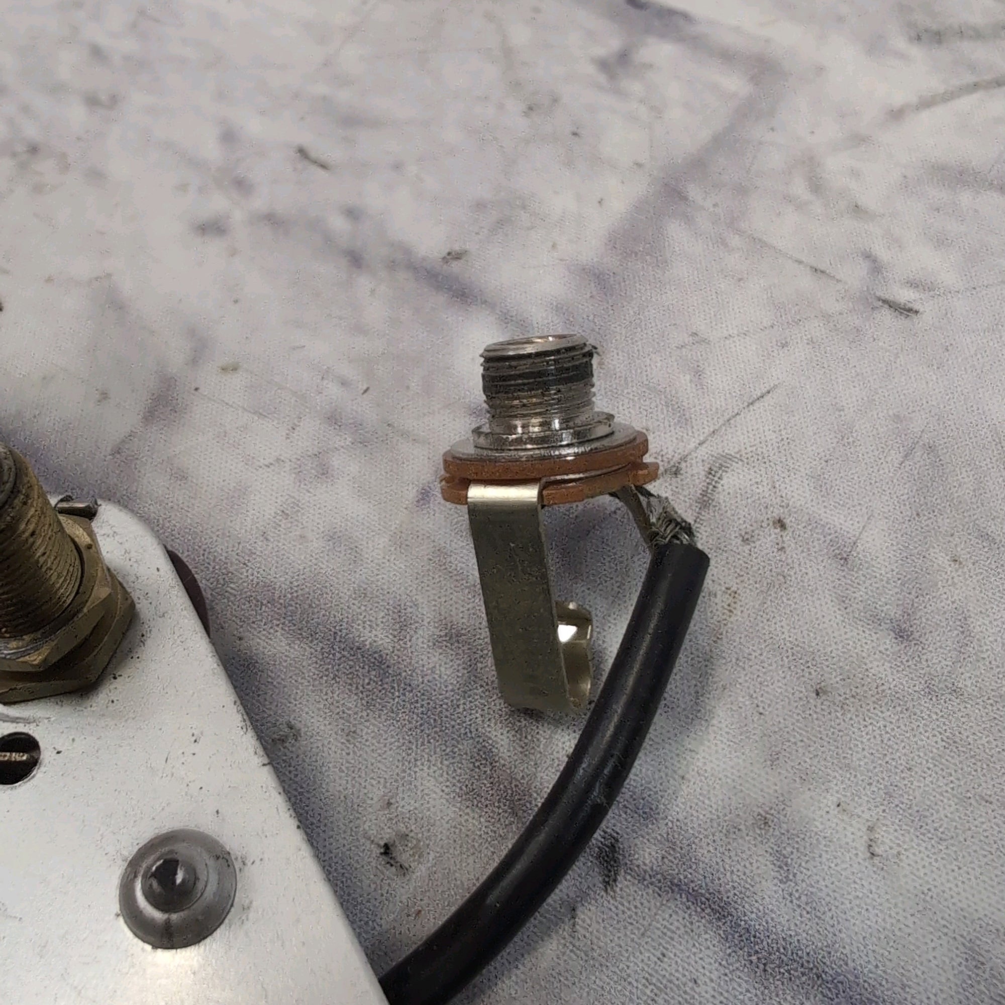 Gibson 1989 Shielding & Grounding Control Plate with CTS Pots