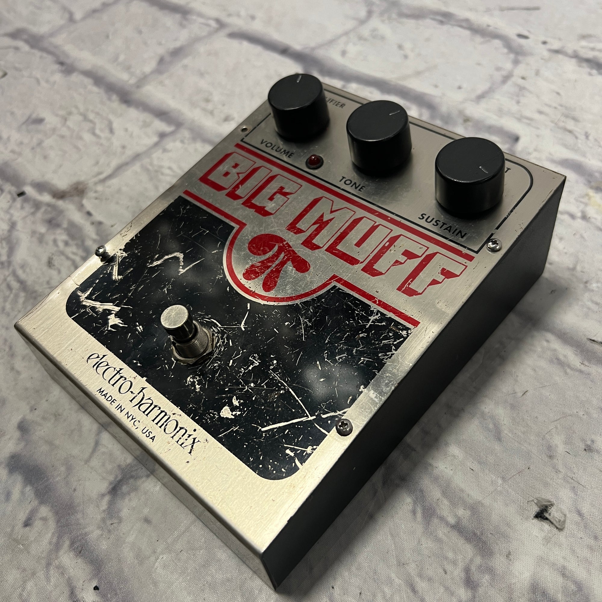 Electro-Harmonix Big Muff V9 EC-3003 Rev_C Fuzz Pedal